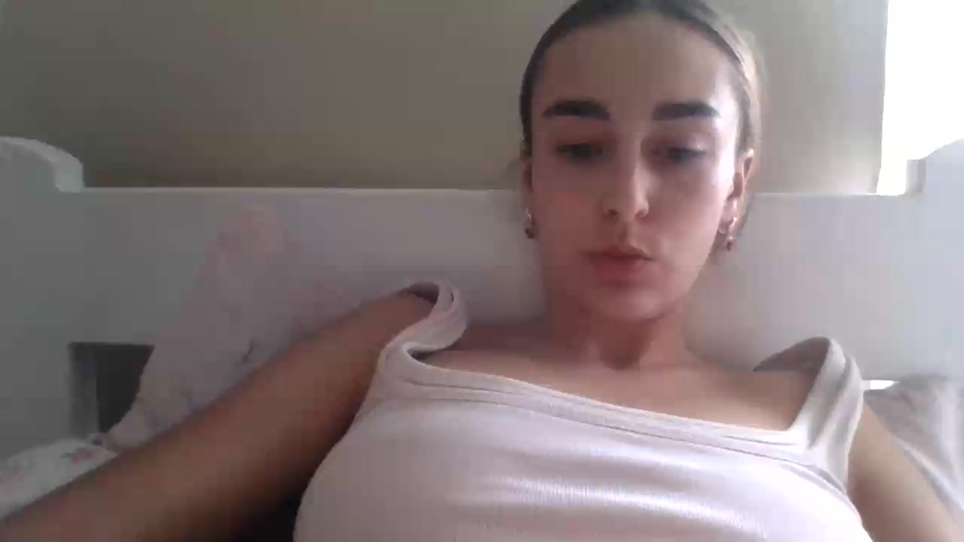 Gallery image thumbnail from SabrinaXx's myfreecams stream on, 08/19/2026, 13:02 image 12 of 20