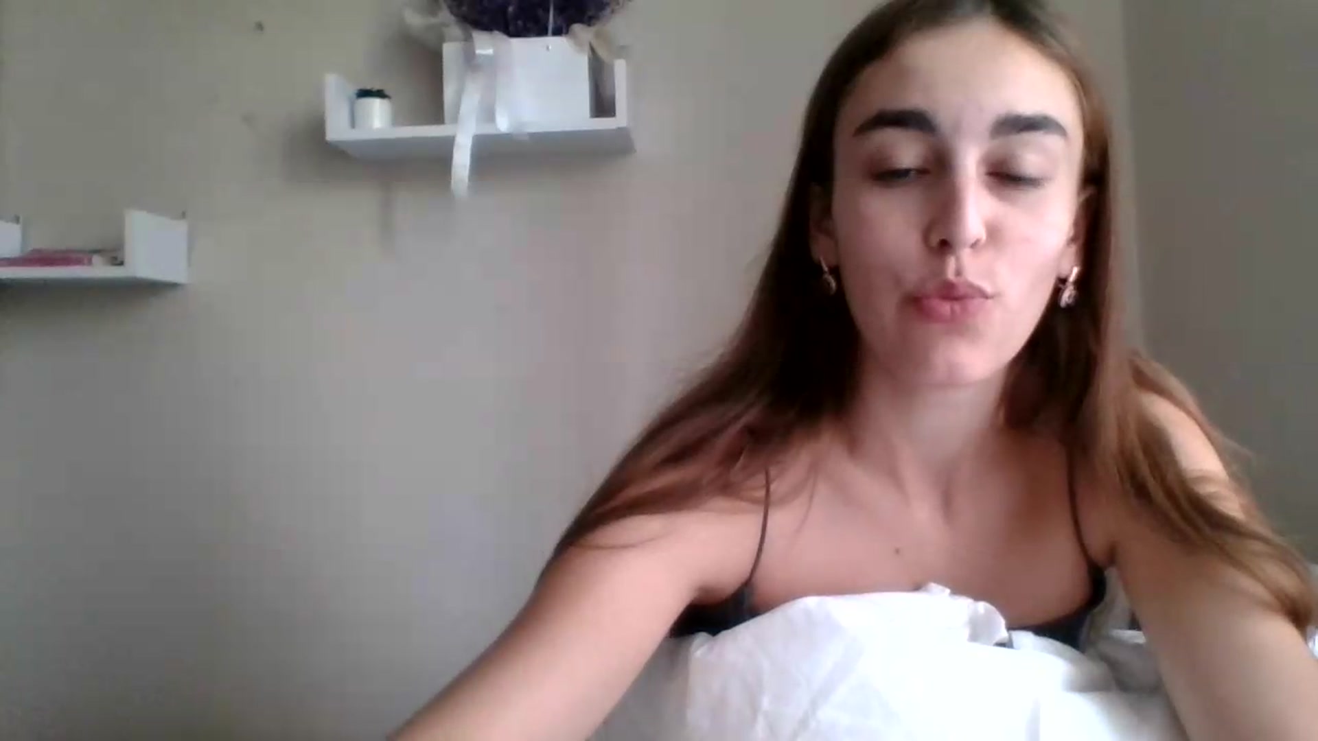 Gallery image thumbnail from SabrinaXx's myfreecams stream on, 08/20/2026, 11:23 image 4 of 20