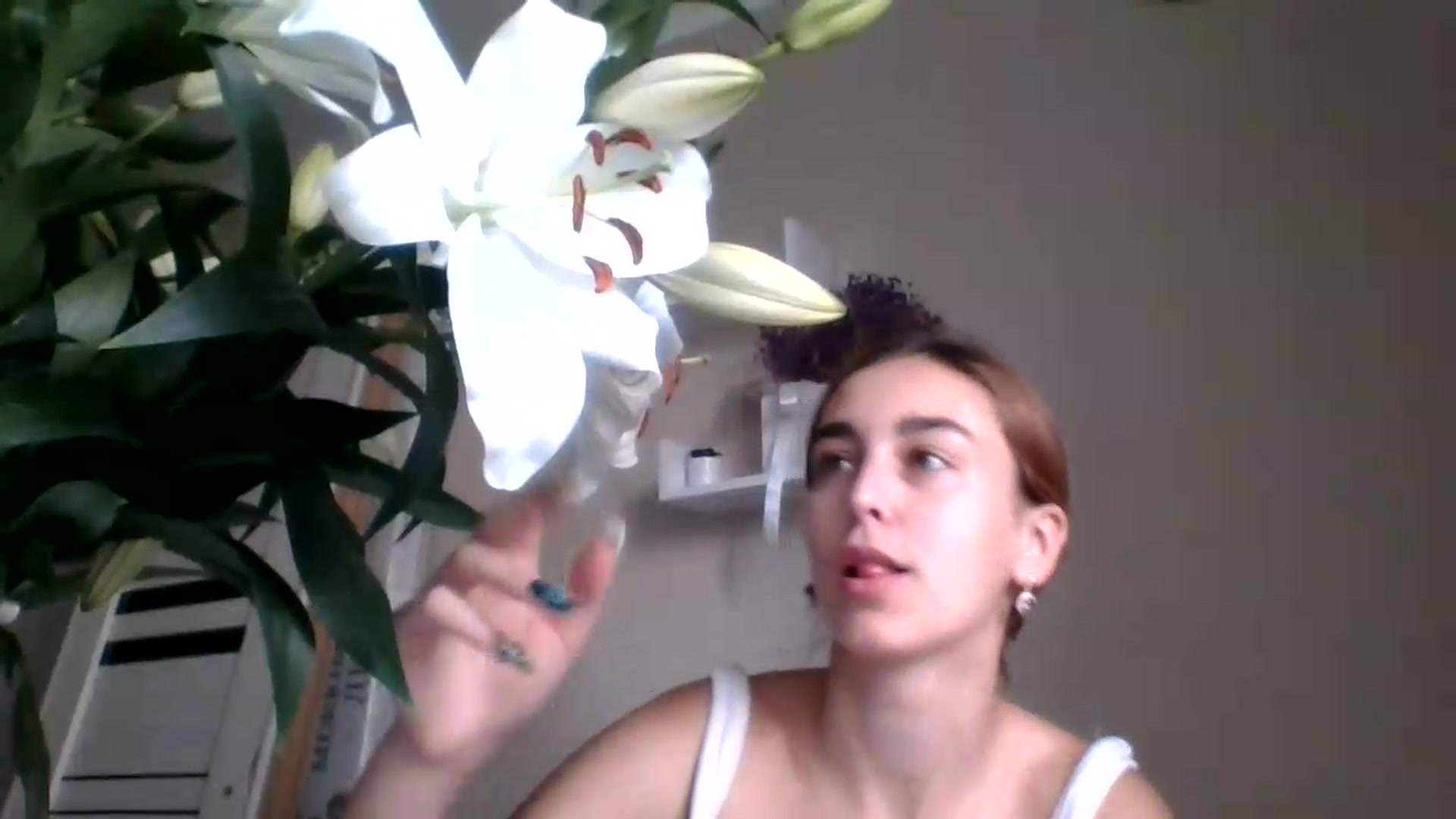 Gallery image thumbnail from SabrinaXx's myfreecams stream on, 08/21/2026, 10:35 image 4 of 20