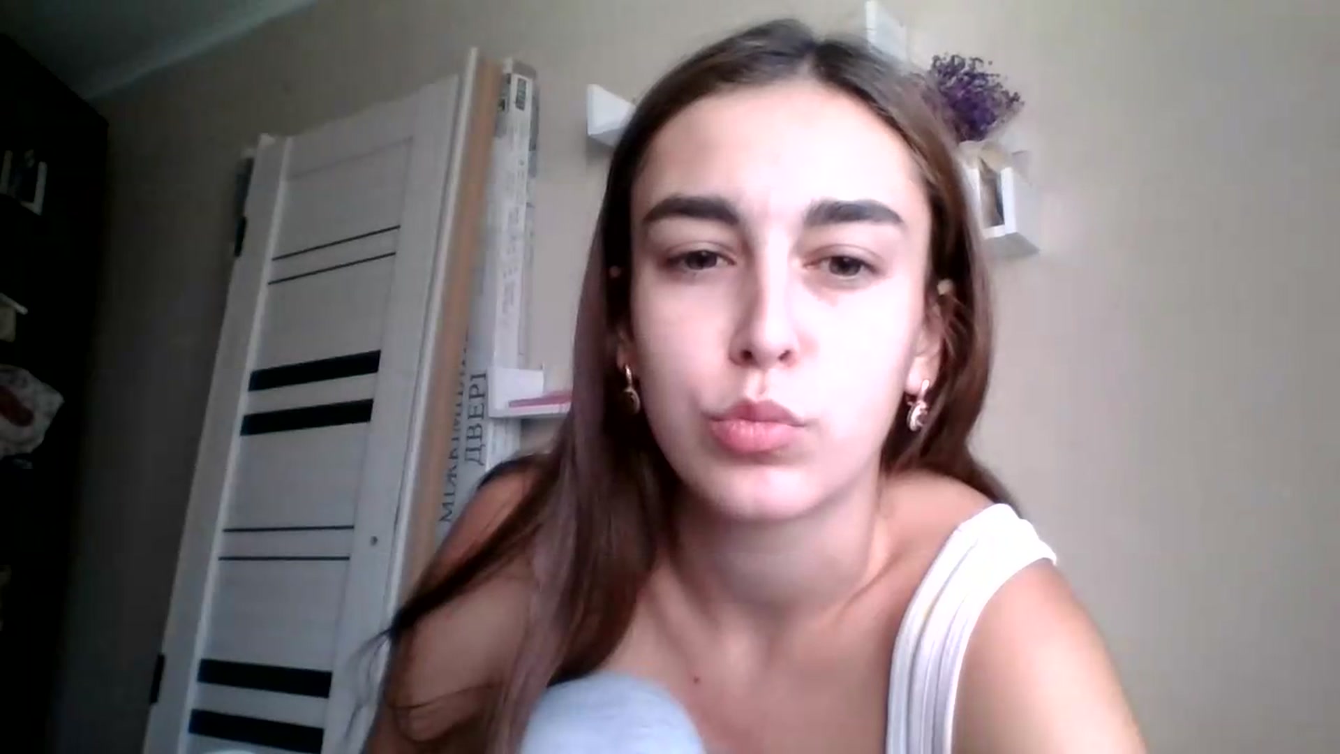 Gallery image thumbnail from SabrinaXx's myfreecams stream on, 08/24/2026, 14:30 image 17 of 20