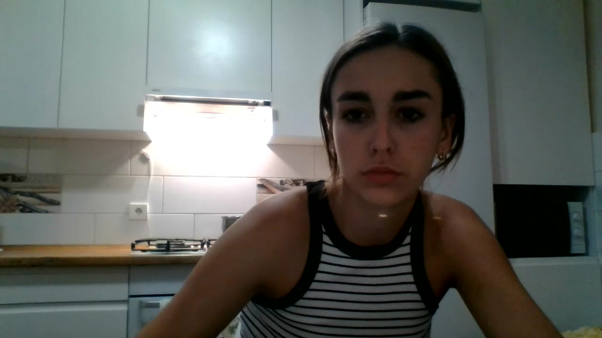 Gallery image thumbnail from SabrinaXx's myfreecams stream on, 08/29/2026, 19:17 image 19 of 20