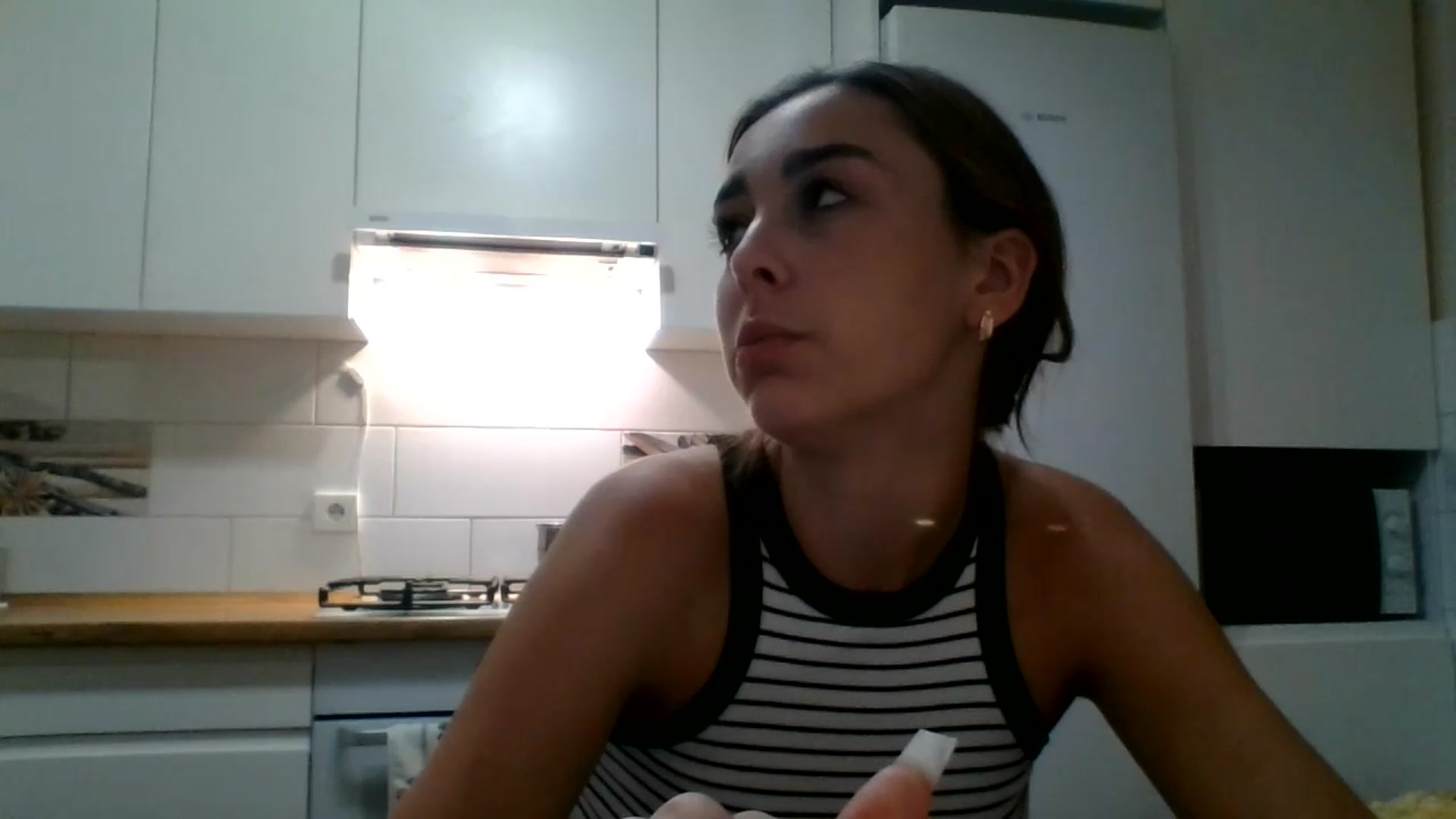 Gallery image thumbnail from SabrinaXx's myfreecams stream on, 08/29/2026, 19:17 image 14 of 20