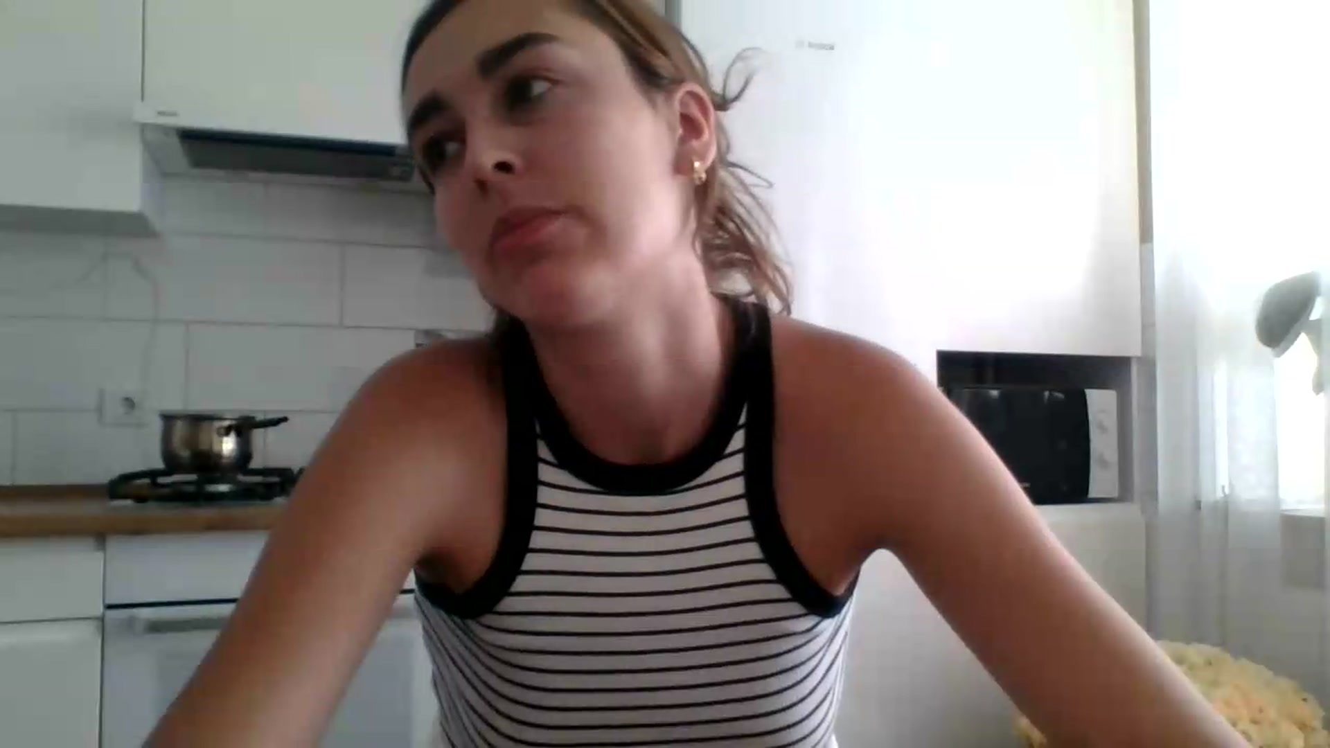 Gallery image thumbnail from SabrinaXx's myfreecams stream on, 08/30/2026, 08:15 image 19 of 20