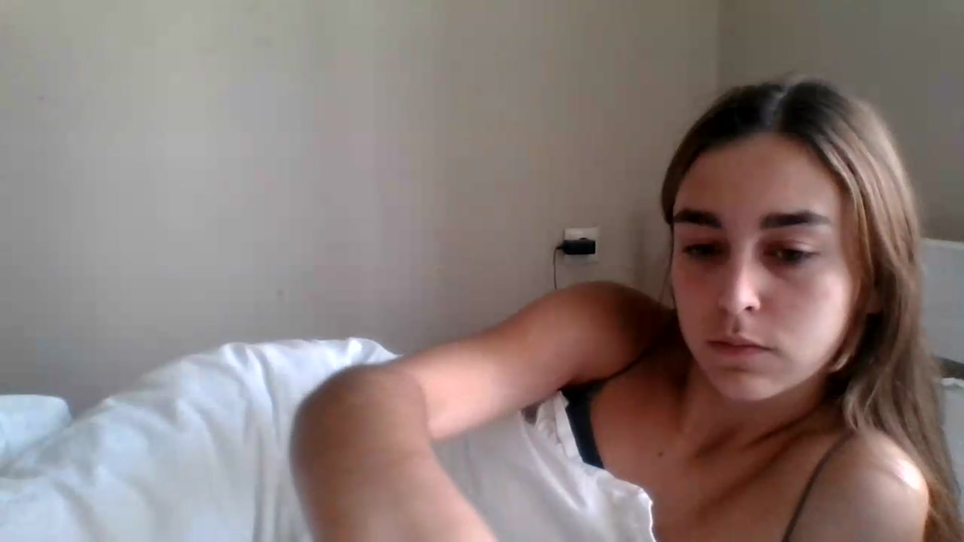 Gallery image thumbnail from SabrinaXx's myfreecams stream on, 09/01/2026, 12:40 image 17 of 20