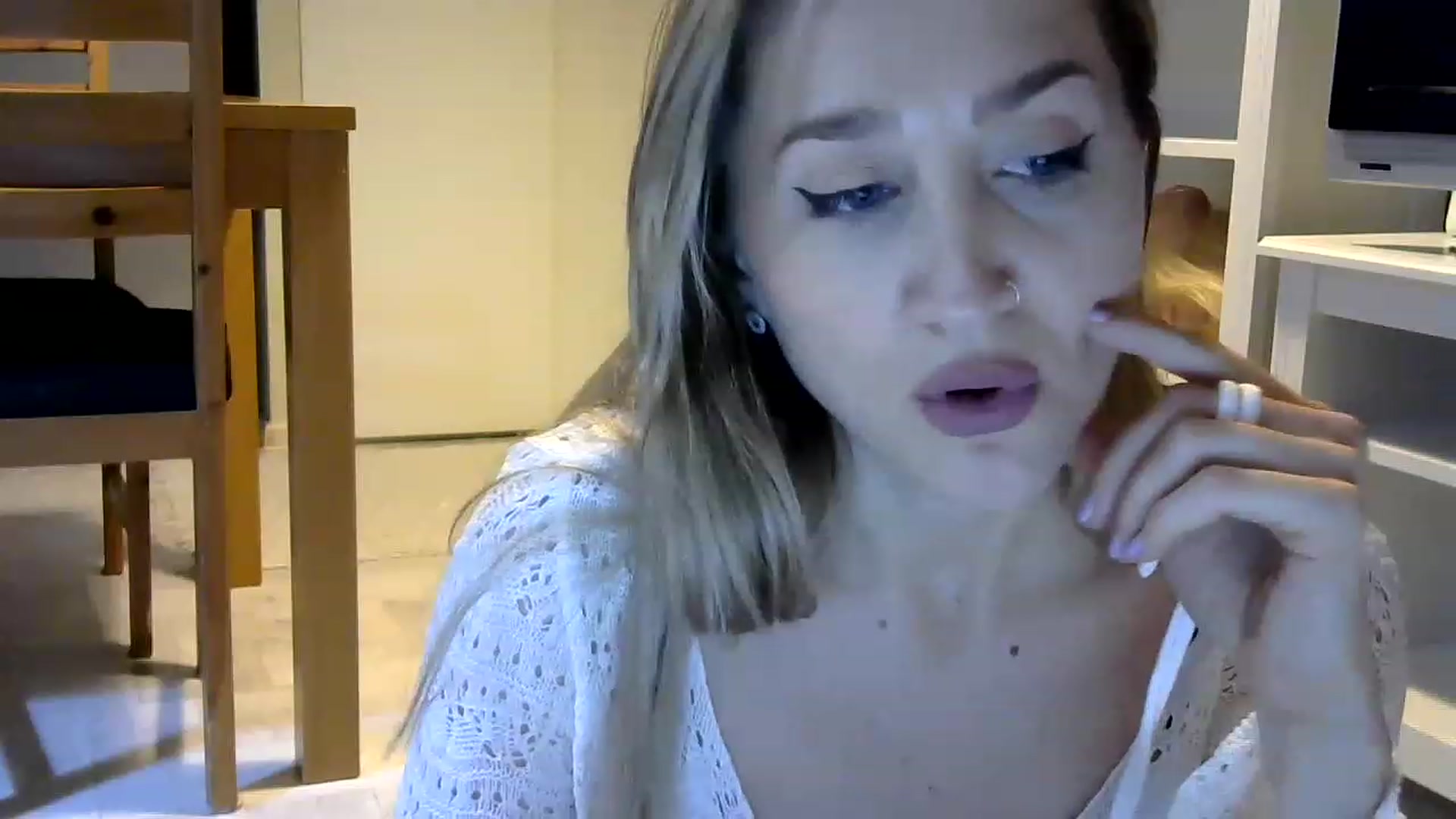 Gallery image thumbnail from Sabrinaaa27's myfreecams stream on, 01/28/2023, 20:23 image 4 of 20