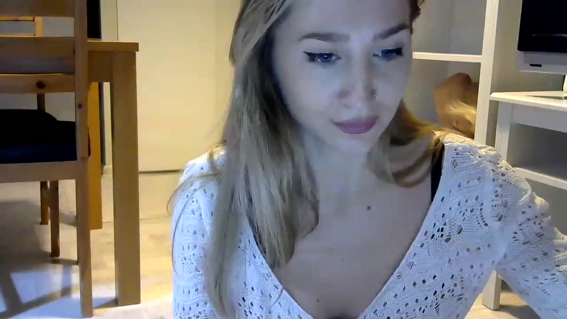 Gallery image thumbnail from Sabrinaaa27's myfreecams stream on, 01/28/2023, 20:23 image 5 of 20