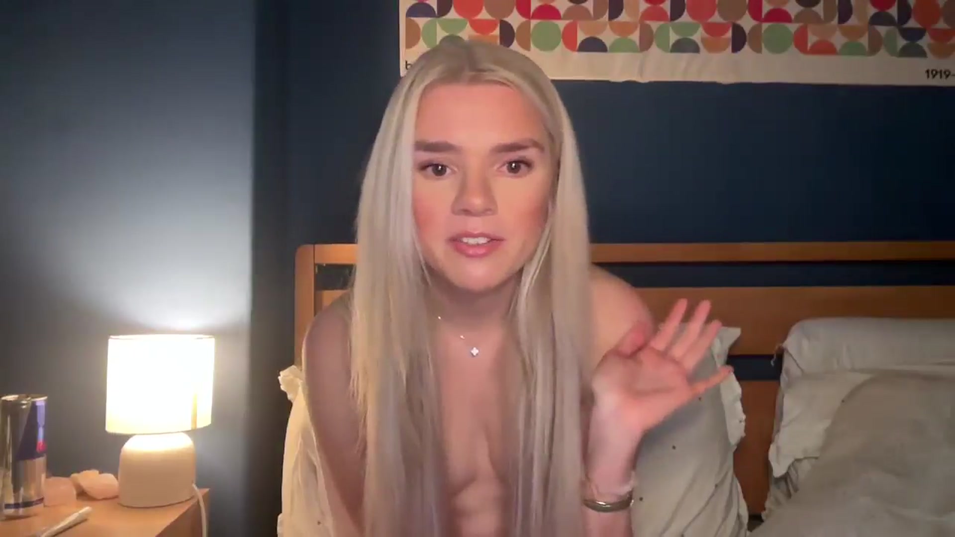 Gallery image thumbnail from Sabrinamasson's myfreecams stream on, 11/06/2025, 16:27 image 13 of 20