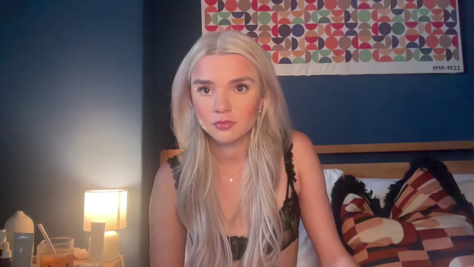 Gallery image thumbnail from Sabrinamasson's myfreecams stream on, 11/10/2025, 15:09 image 5 of 20