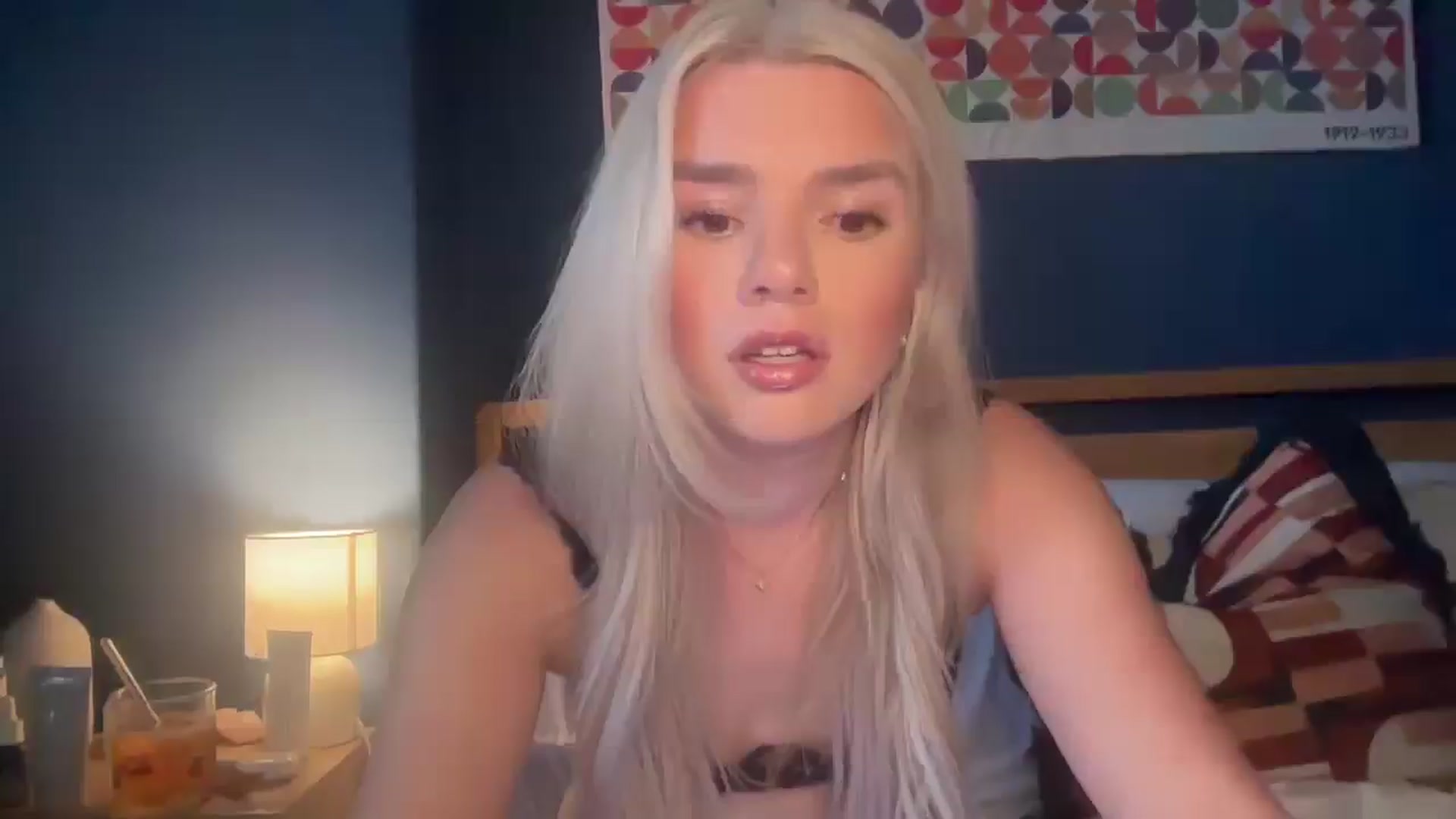 Gallery image thumbnail from Sabrinamasson's myfreecams stream on, 11/10/2025, 15:09 image 6 of 20