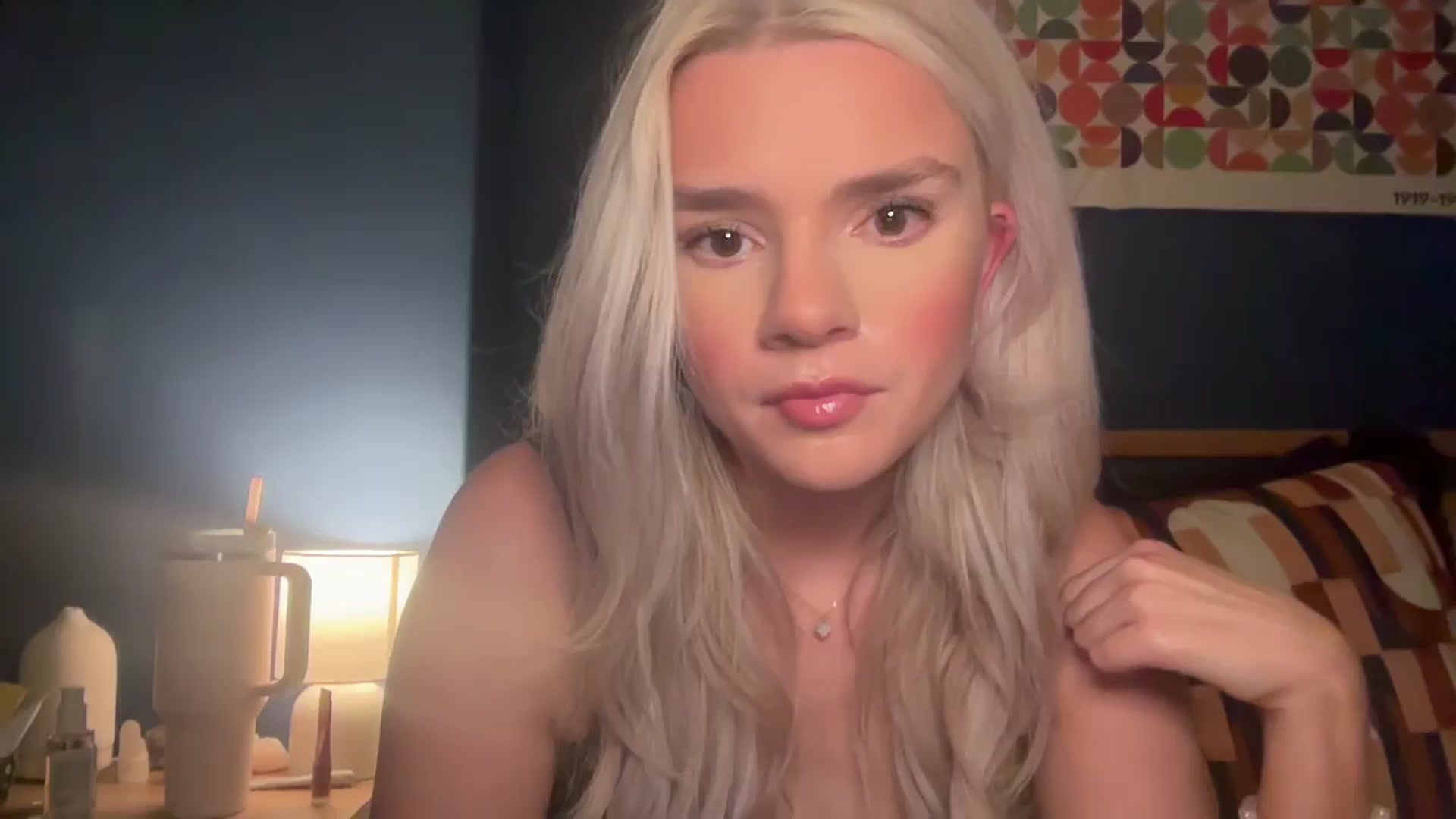 Gallery image thumbnail from Sabrinamasson's myfreecams stream on, 11/11/2025, 20:41 image 6 of 20