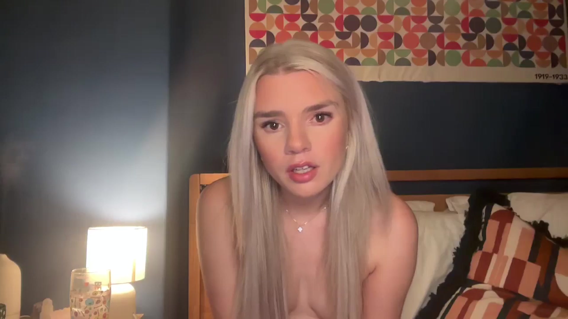 Gallery image thumbnail from Sabrinamasson's myfreecams stream on, 11/15/2025, 19:06 image 16 of 20