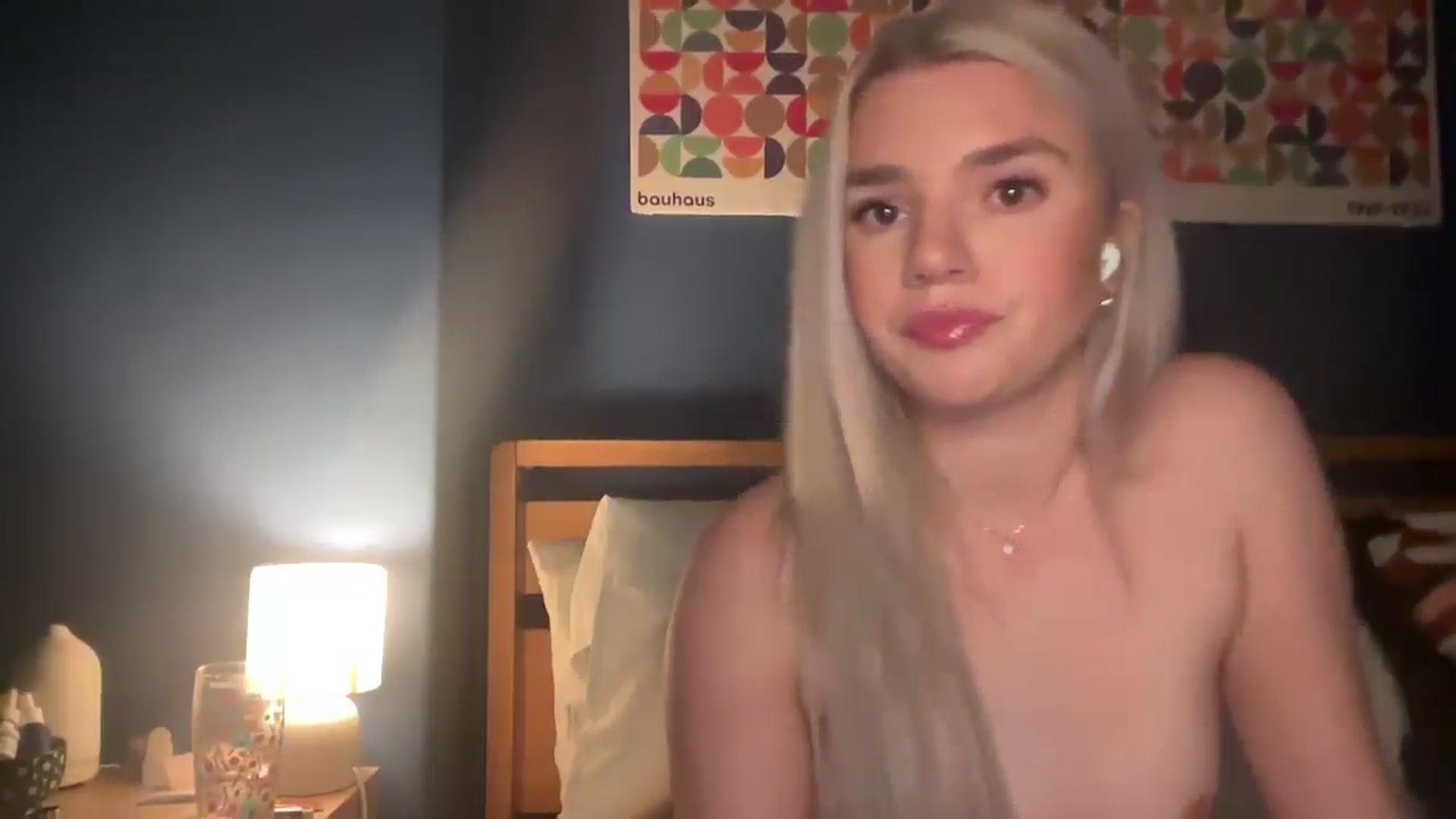 Gallery image thumbnail from Sabrinamasson's myfreecams stream on, 11/15/2025, 21:35 image 2 of 20