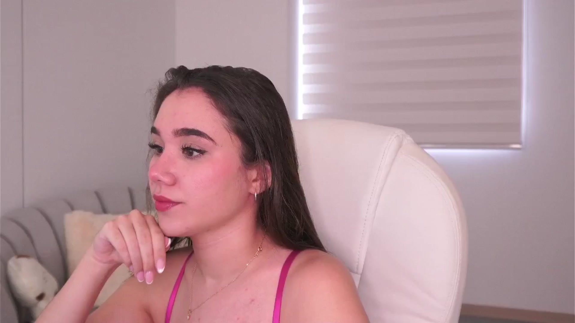 Gallery image thumbnail from Sabrinarey's myfreecams stream on, 07/10/2024, 15:16 image 1 of 20