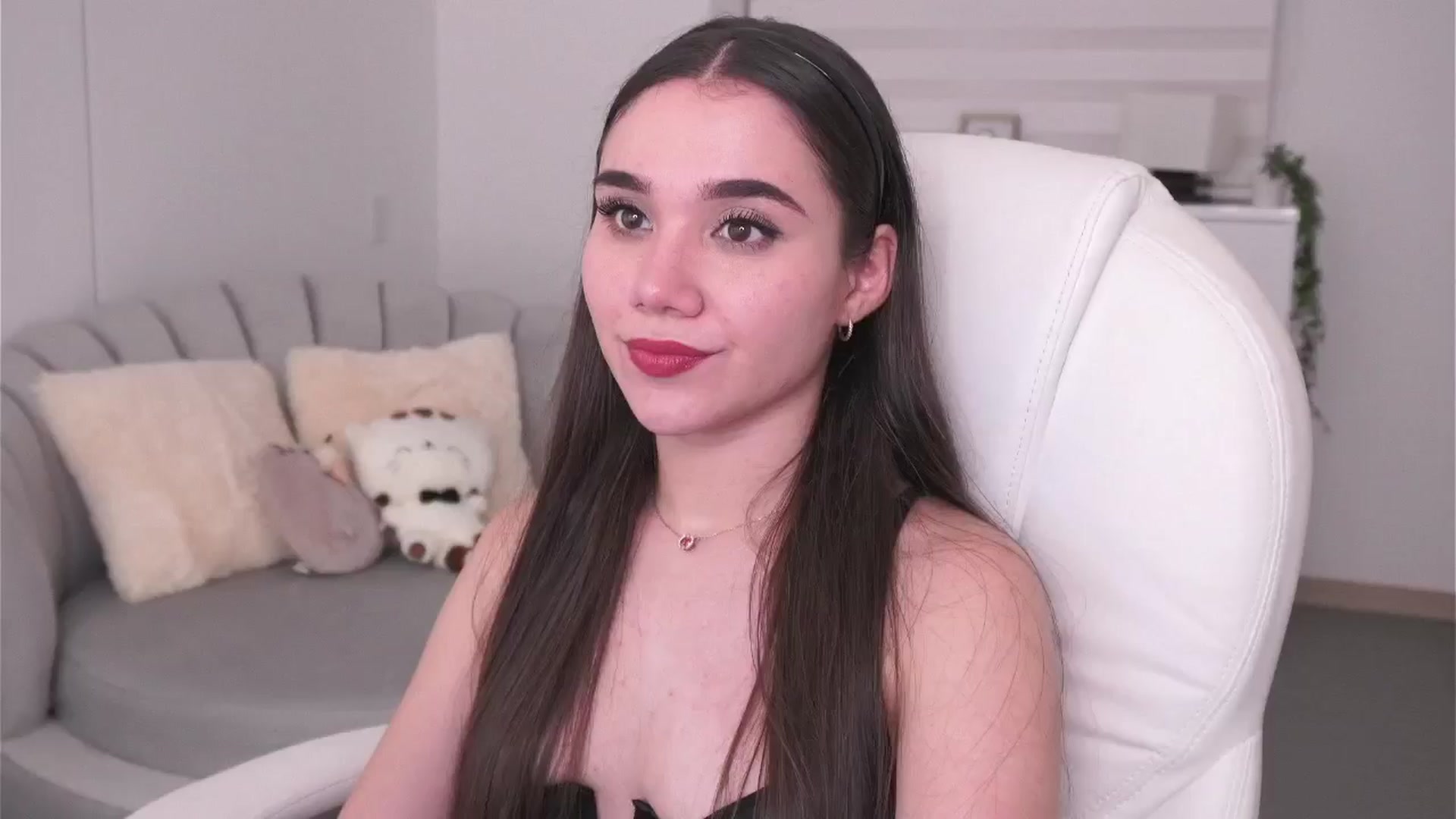 Gallery image thumbnail from Sabrinarey's myfreecams stream on, 08/17/2024, 24:56 image 12 of 20