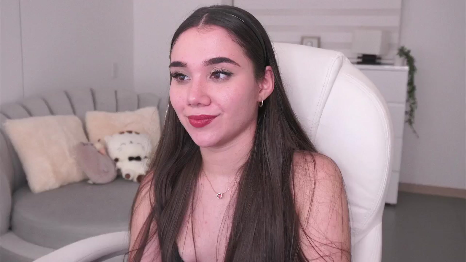 Gallery image thumbnail from Sabrinarey's myfreecams stream on, 08/17/2024, 24:56 image 18 of 20
