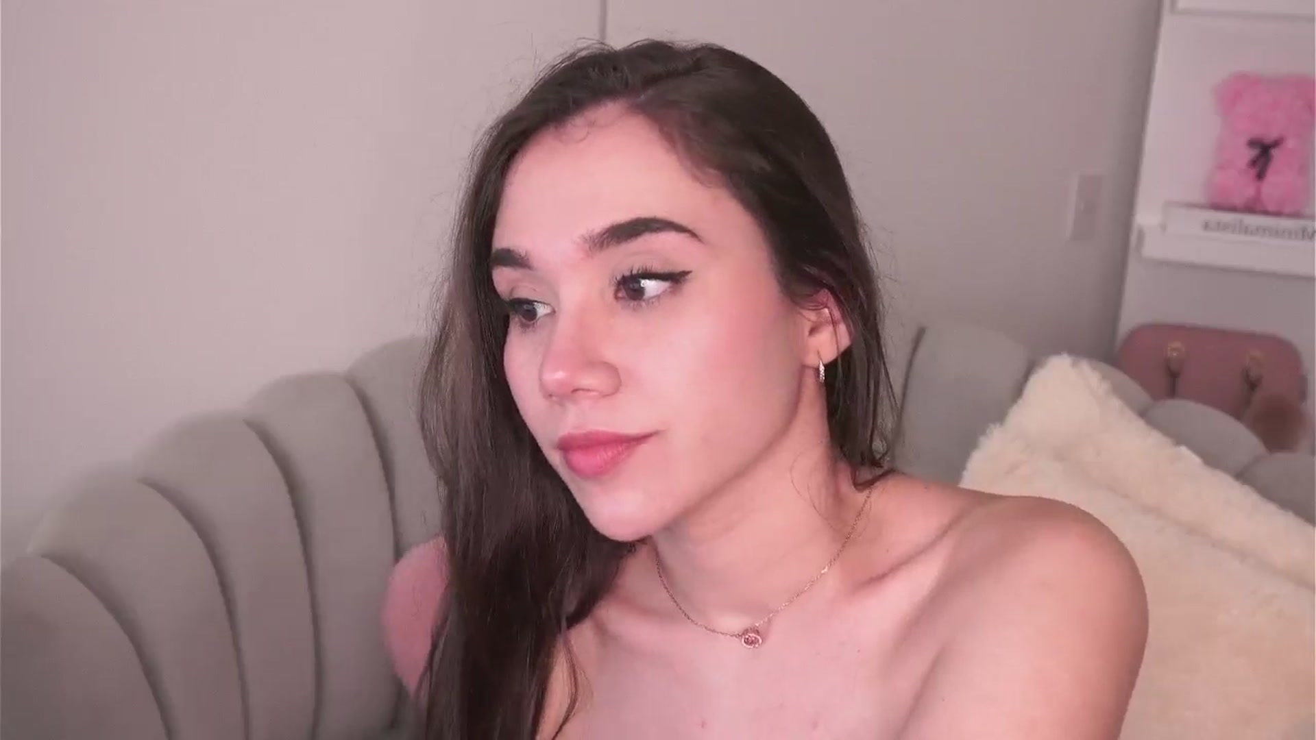 Gallery image thumbnail from Sabrinarey's myfreecams stream on, 10/26/2024, 24:07 image 15 of 20