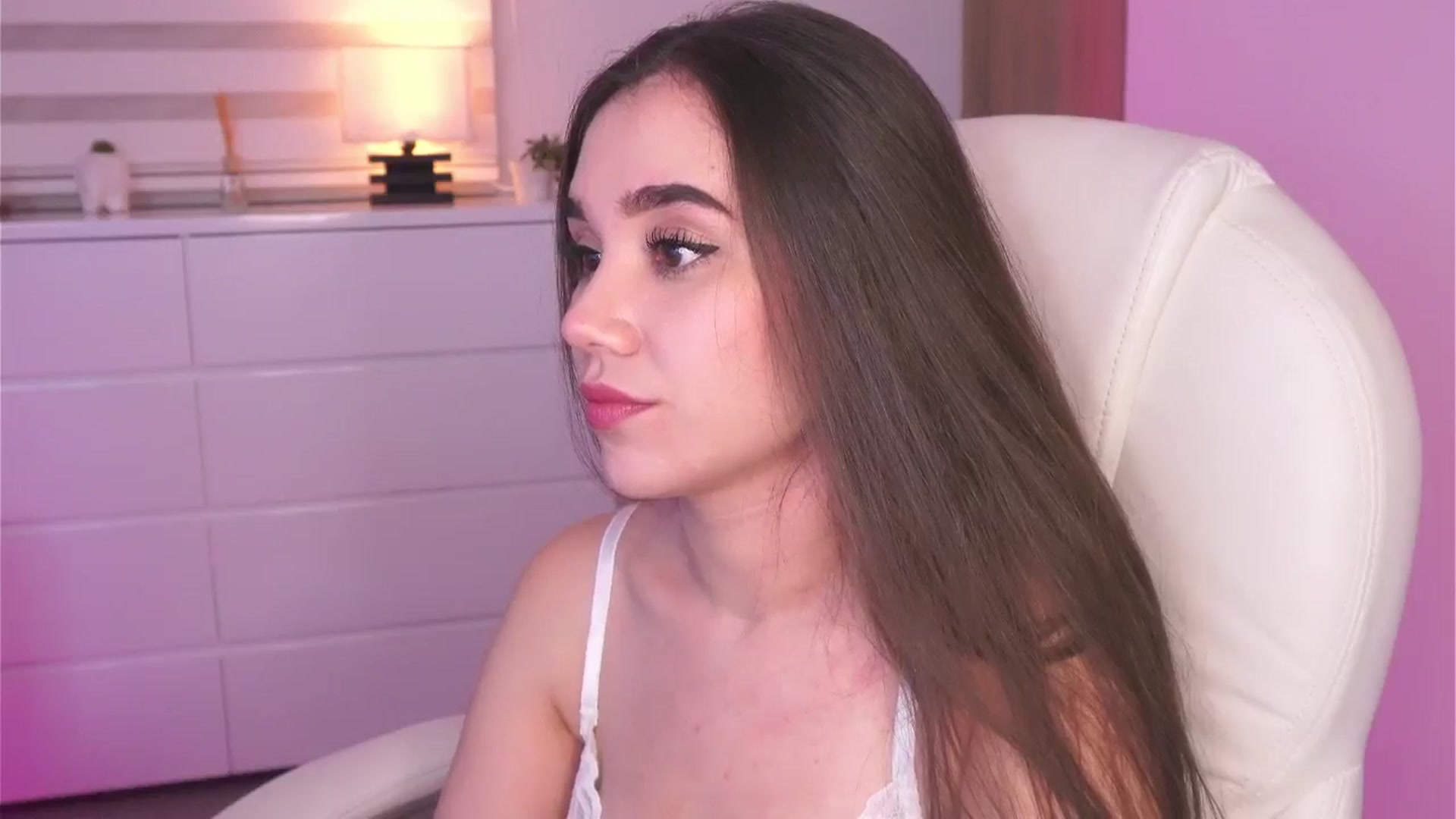 Gallery image thumbnail from Sabrinarey's myfreecams stream on, 02/09/2025, 23:57 image 8 of 20