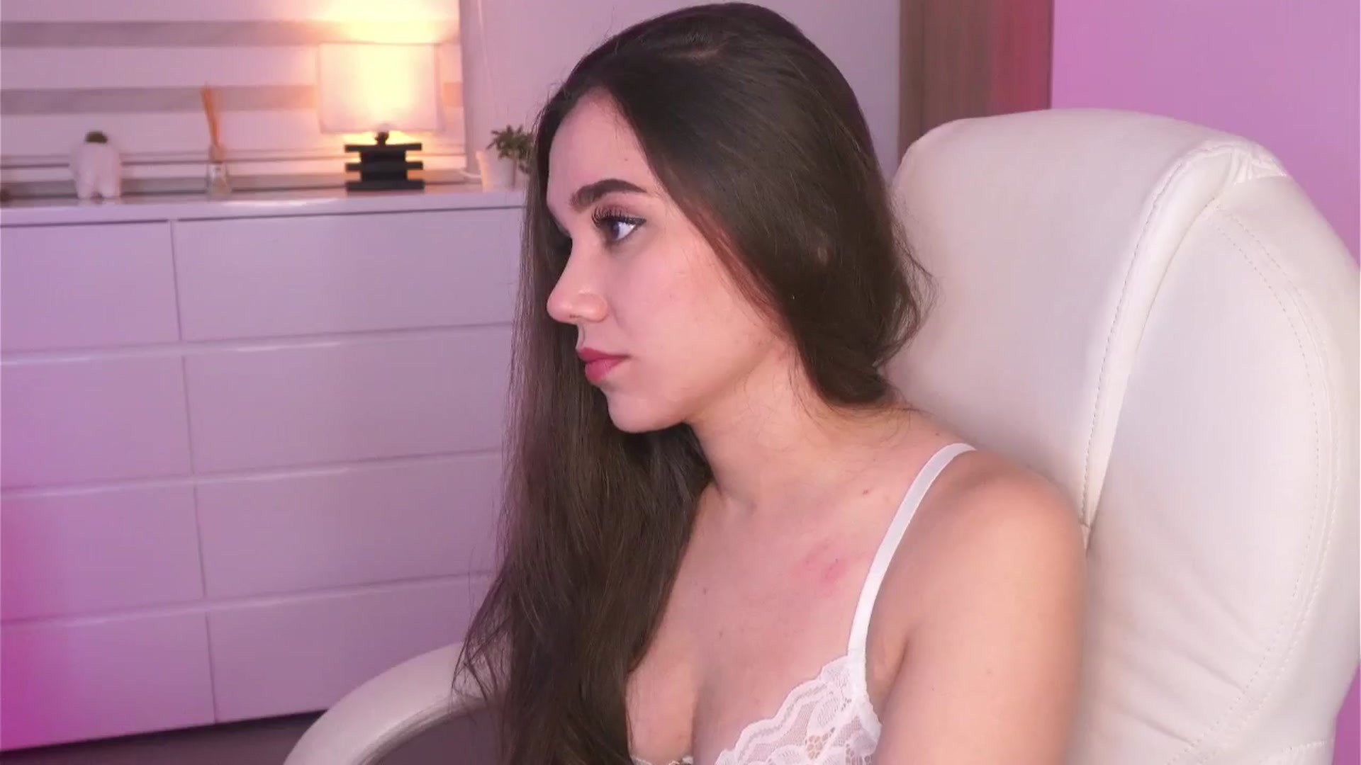 Gallery image thumbnail from Sabrinarey's myfreecams stream on, 02/09/2025, 23:57 image 7 of 20