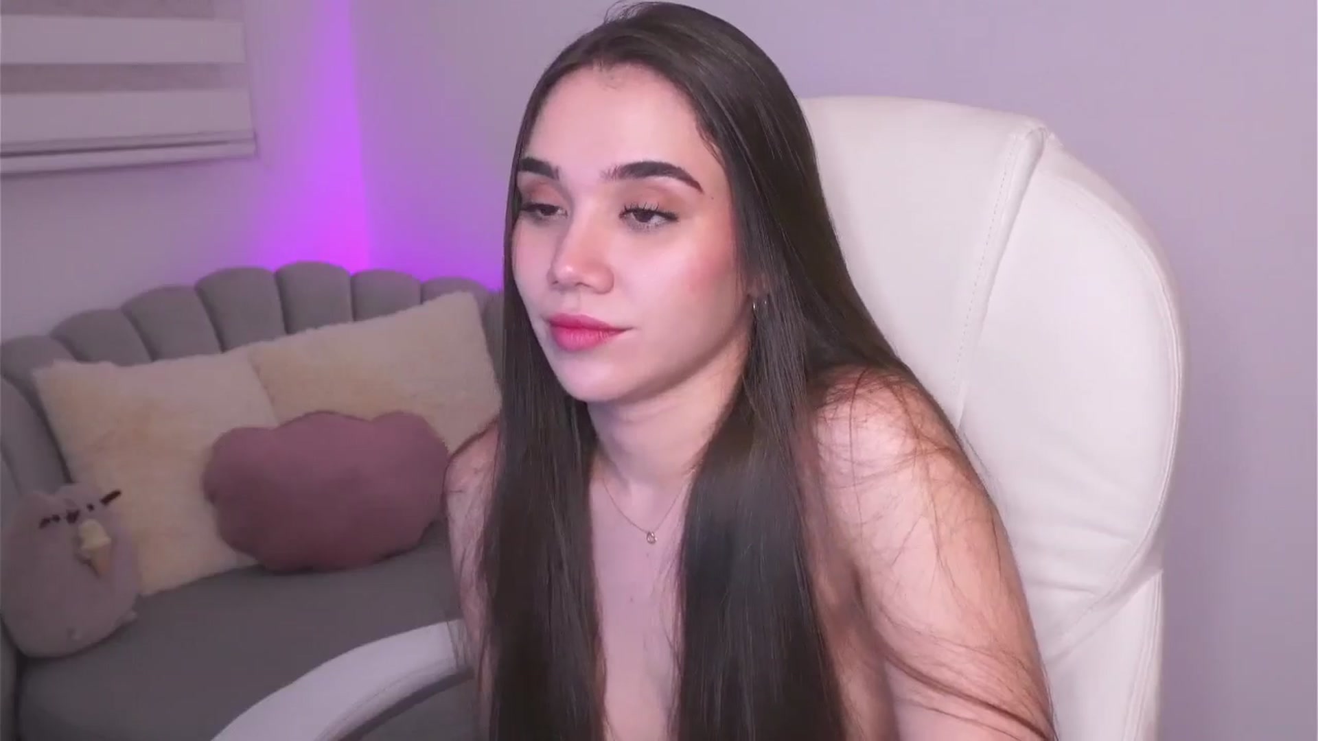 Gallery image thumbnail from Sabrinarey's myfreecams stream on, 05/20/2025, 23:29 image 15 of 20