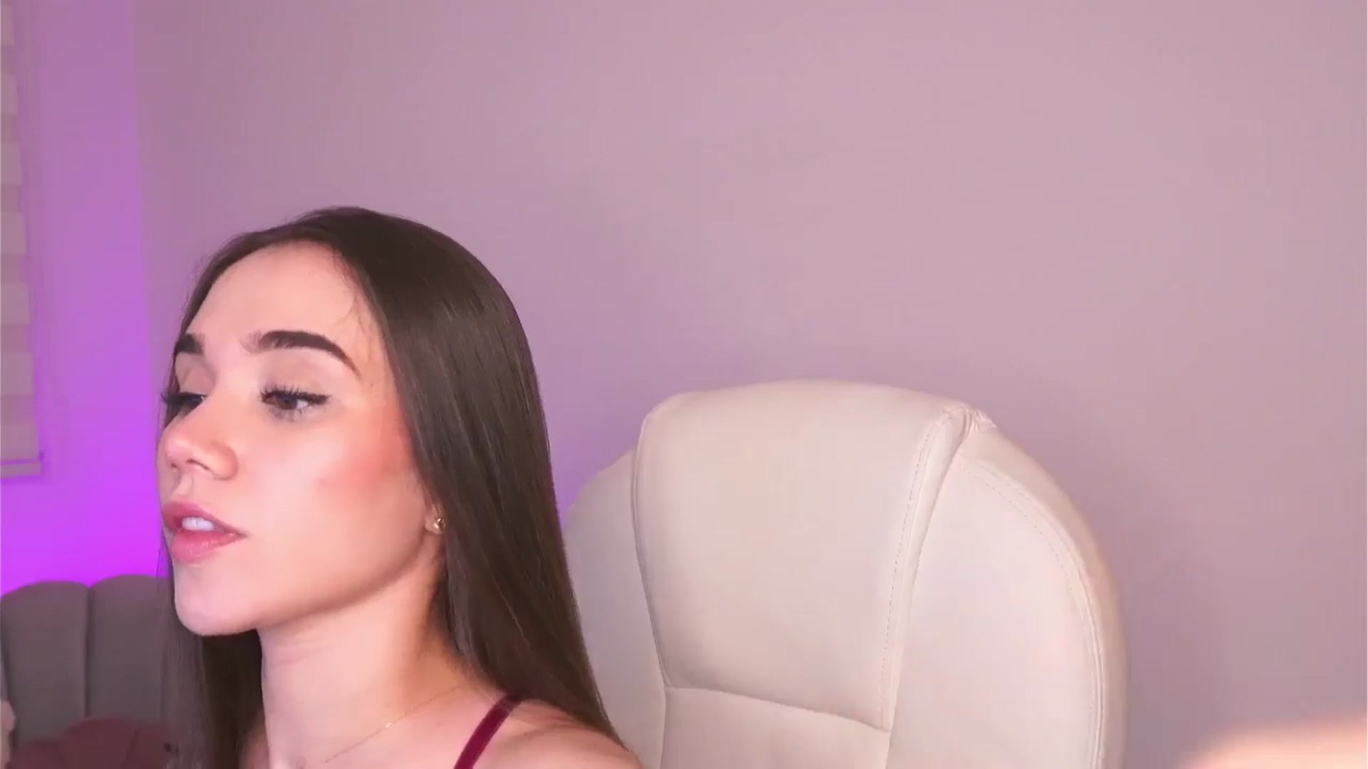 Gallery image thumbnail from Sabrinarey's myfreecams stream on, 07/10/2025, 20:40 image 13 of 20