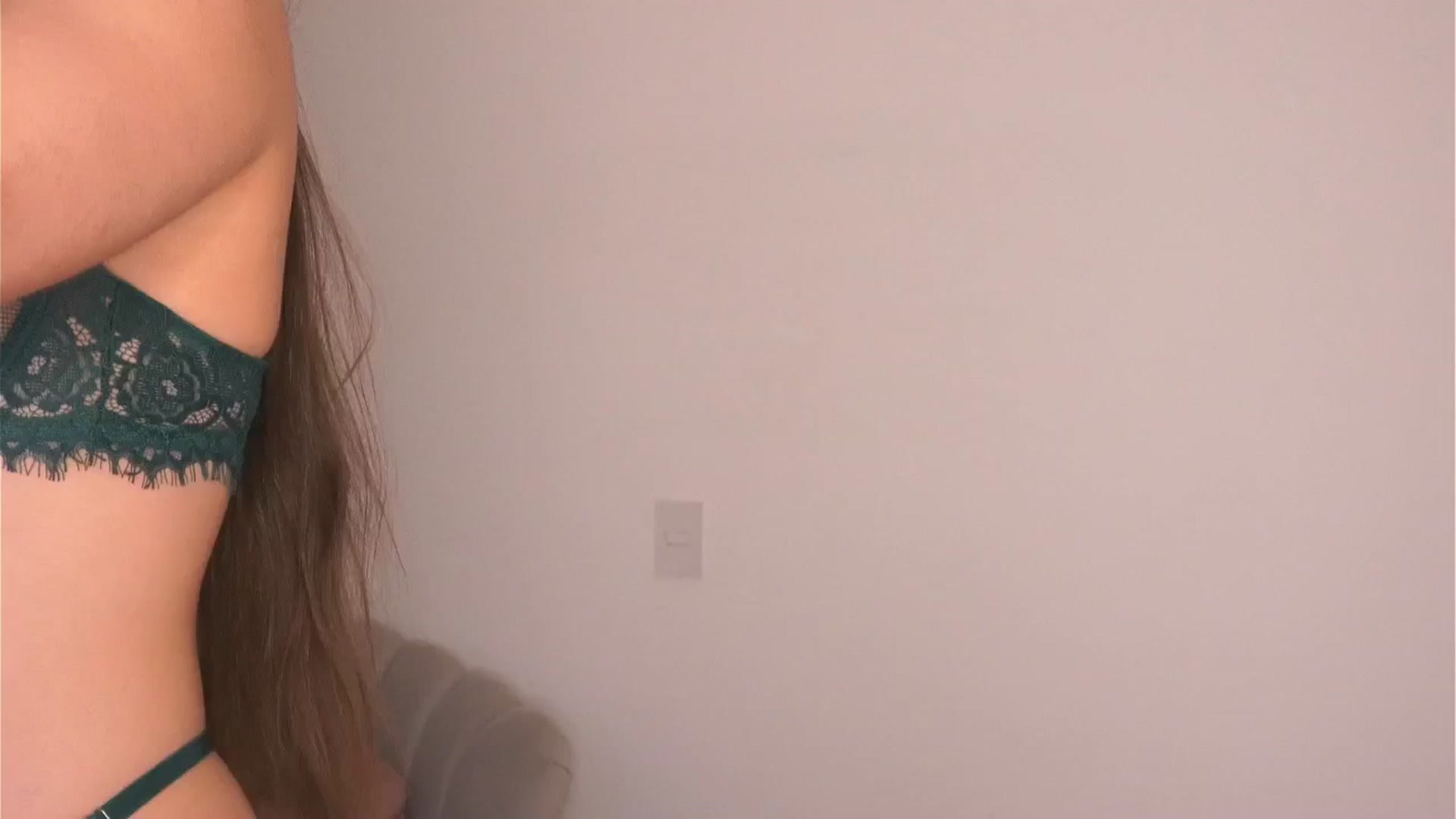 Gallery image thumbnail from Sabrinarey's myfreecams stream on, 03/23/2026, 24:43 image 3 of 20
