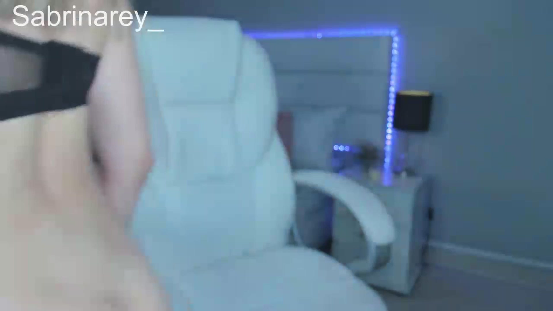 Gallery image thumbnail from Sabrinarey_'s myfreecams stream on, 11/15/2022, 21:55 image 18 of 20