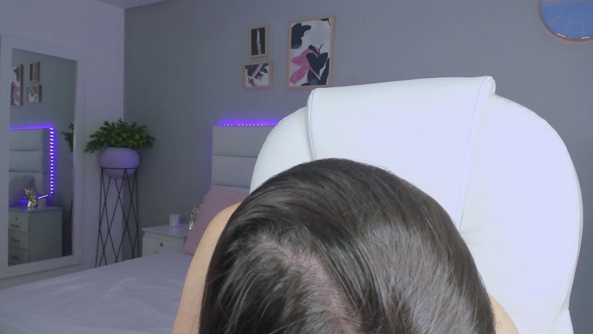 Gallery image thumbnail from Sabrinarey_'s myfreecams stream on, 11/24/2022, 21:24 image 12 of 20