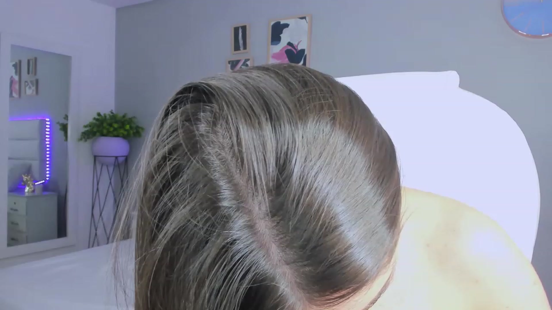 Gallery image thumbnail from Sabrinarey_'s myfreecams stream on, 11/24/2022, 21:24 image 11 of 20