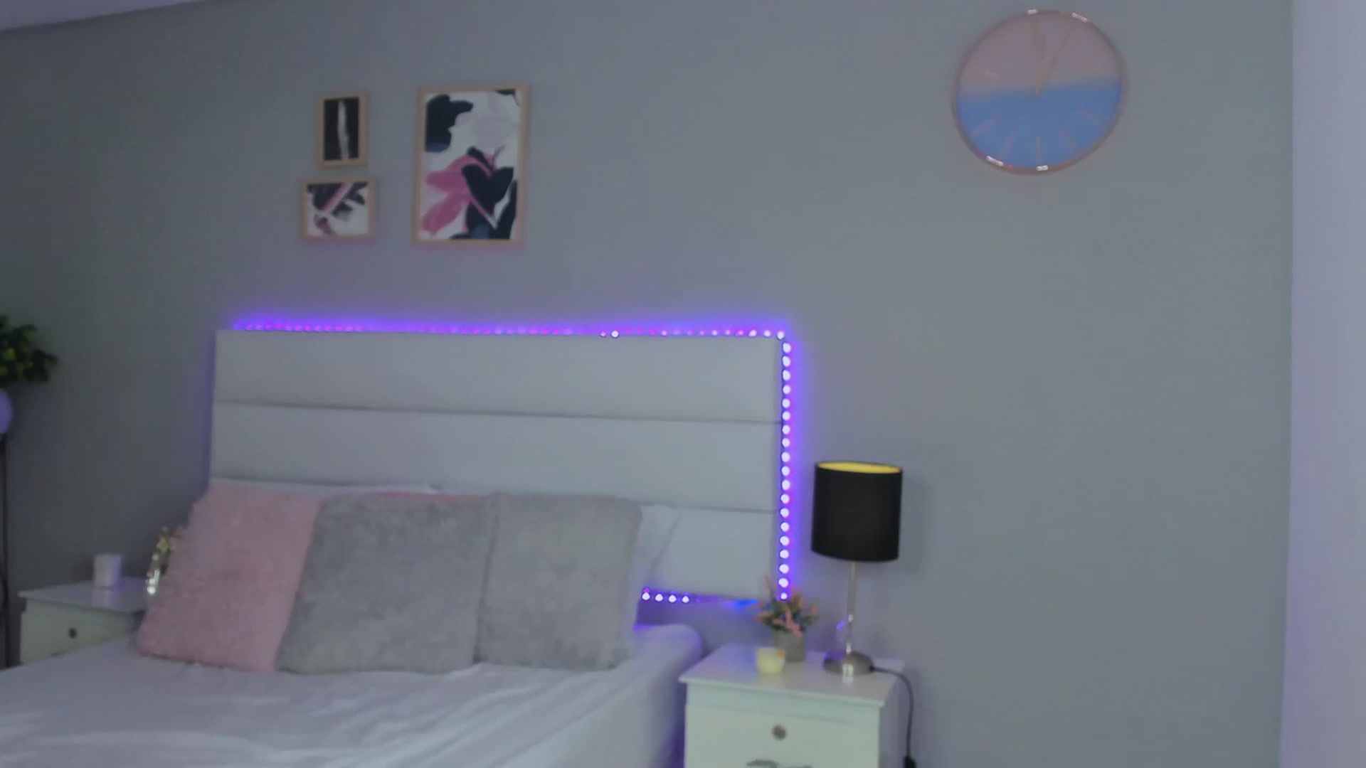 Gallery image thumbnail from Sabrinarey_'s myfreecams stream on, 11/25/2022, 24:03 image 2 of 20
