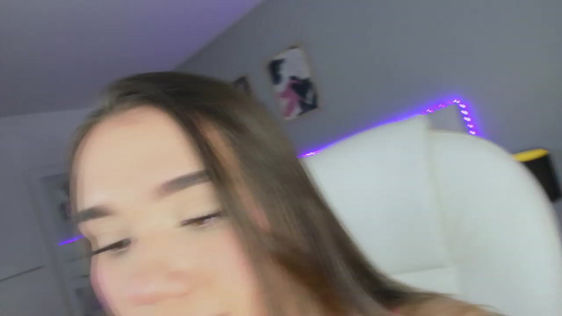 Gallery image thumbnail from Sabrinarey_'s myfreecams stream on, 11/28/2022, 21:07 image 14 of 20