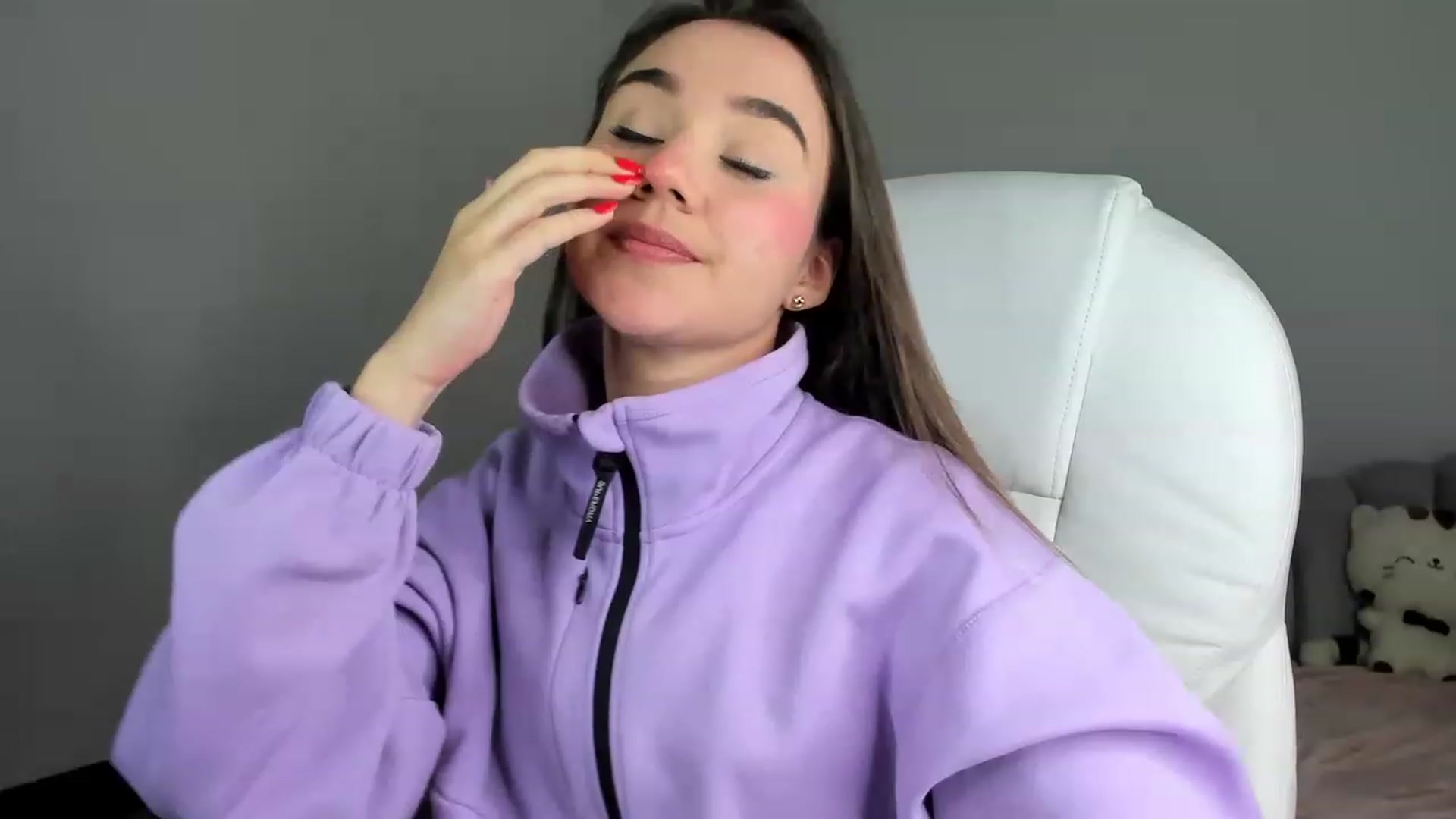 Gallery image thumbnail from Sabrinarey_'s myfreecams stream on, 03/18/2023, 17:37 image 8 of 20