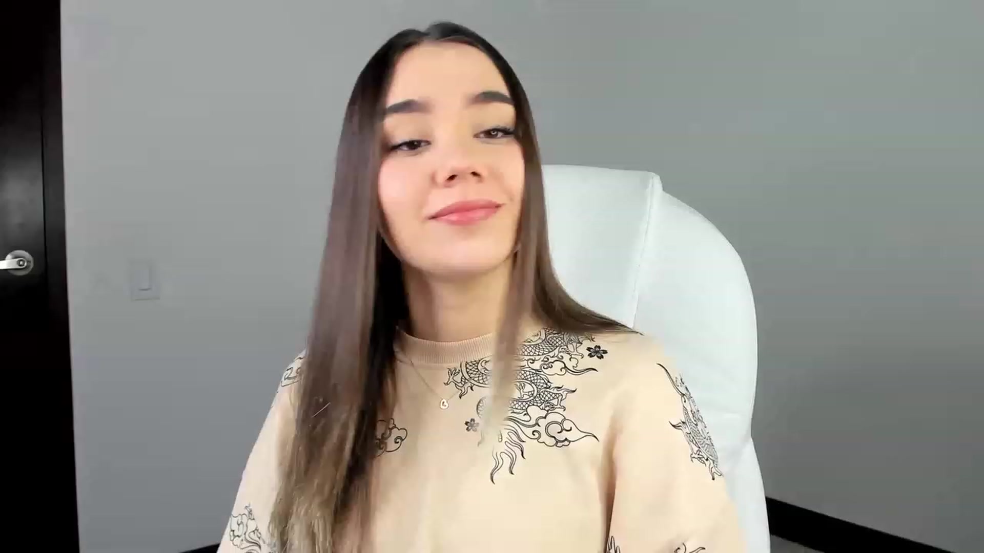 Gallery image thumbnail from Sabrinarey_'s myfreecams stream on, 03/23/2023, 14:13 image 4 of 20