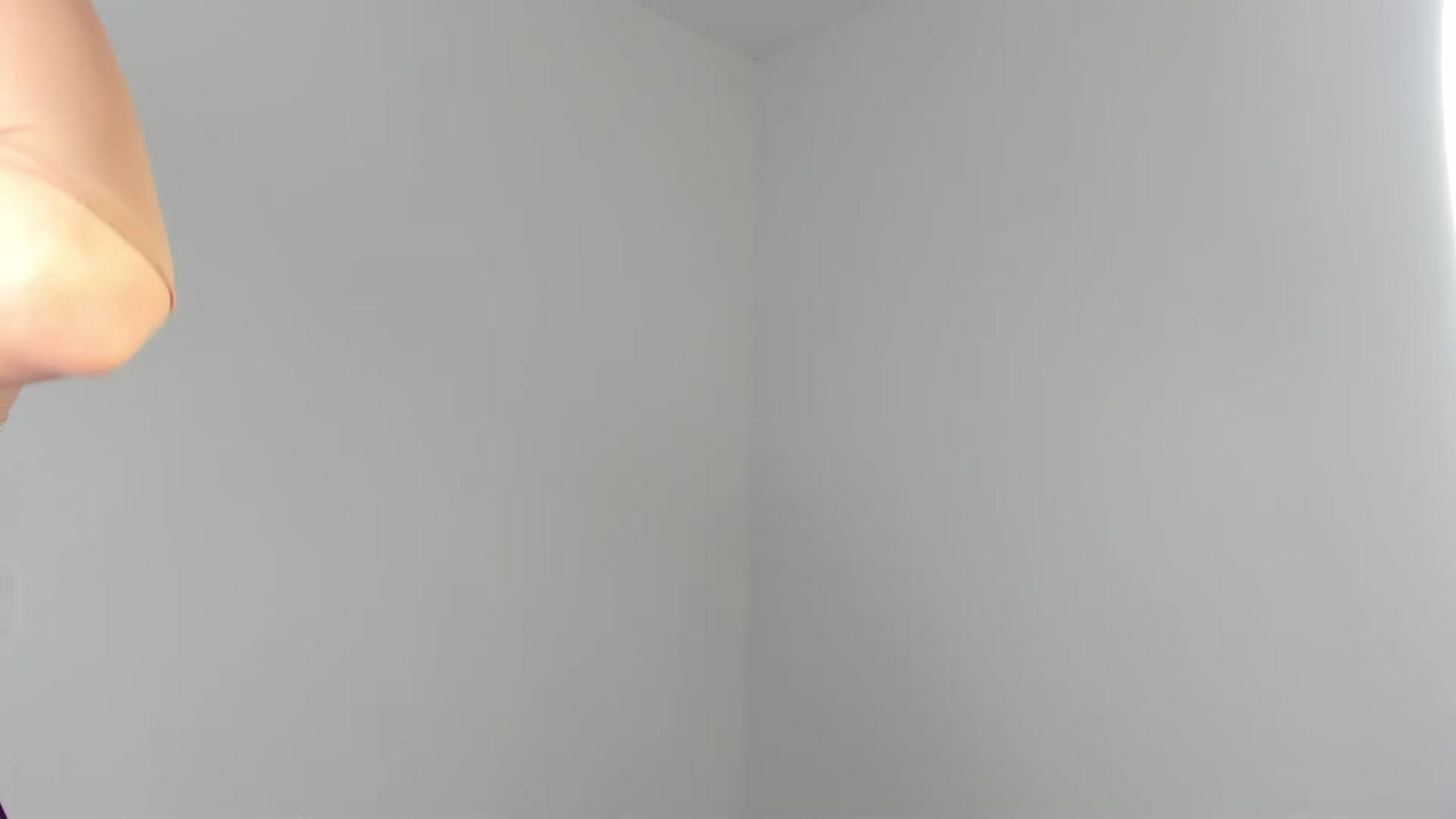 Gallery image thumbnail from Sabrinarey_'s myfreecams stream on, 03/25/2023, 15:30 image 13 of 20