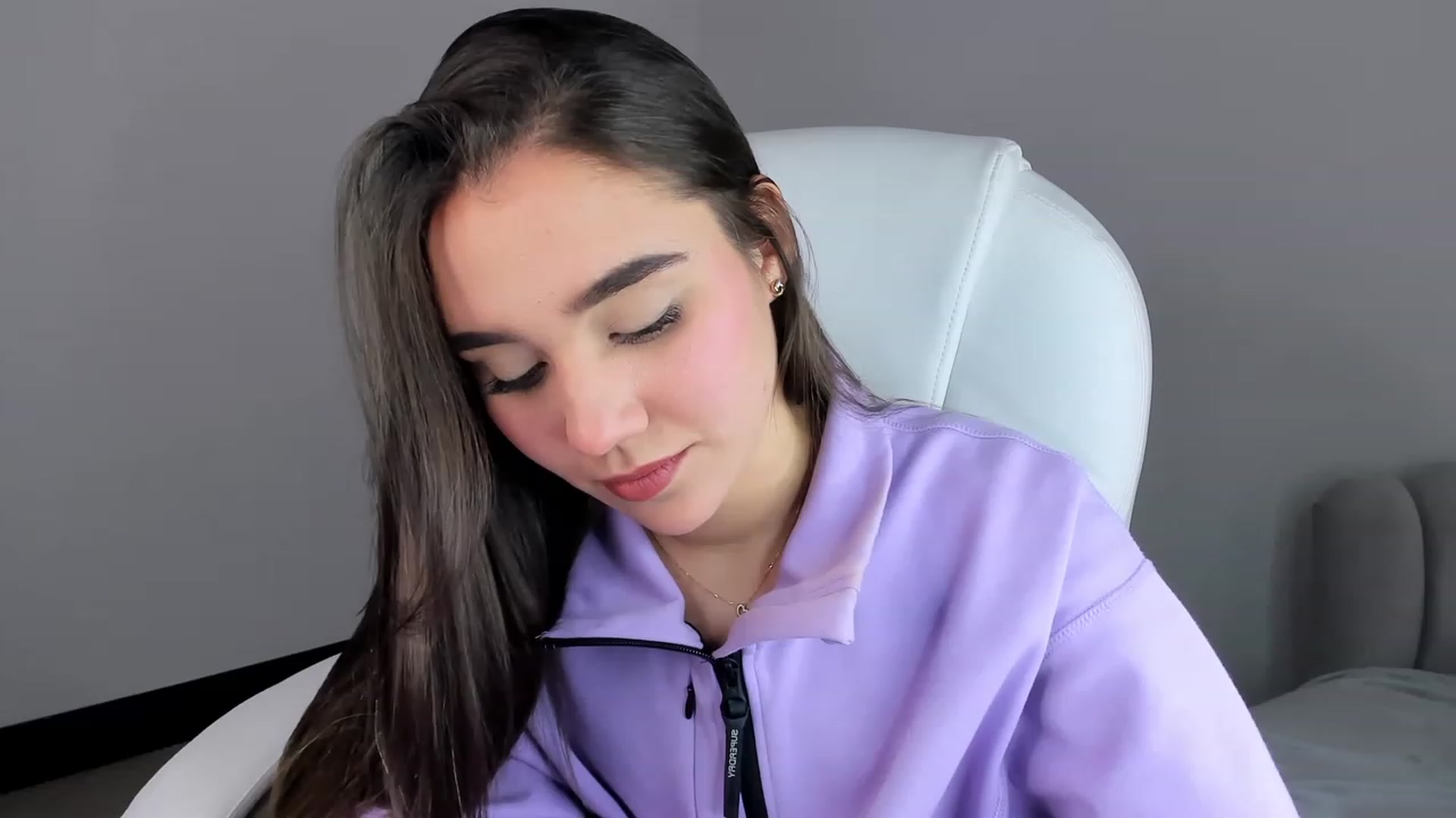 Gallery image thumbnail from Sabrinarey_'s myfreecams stream on, 03/30/2023, 18:06 image 16 of 20