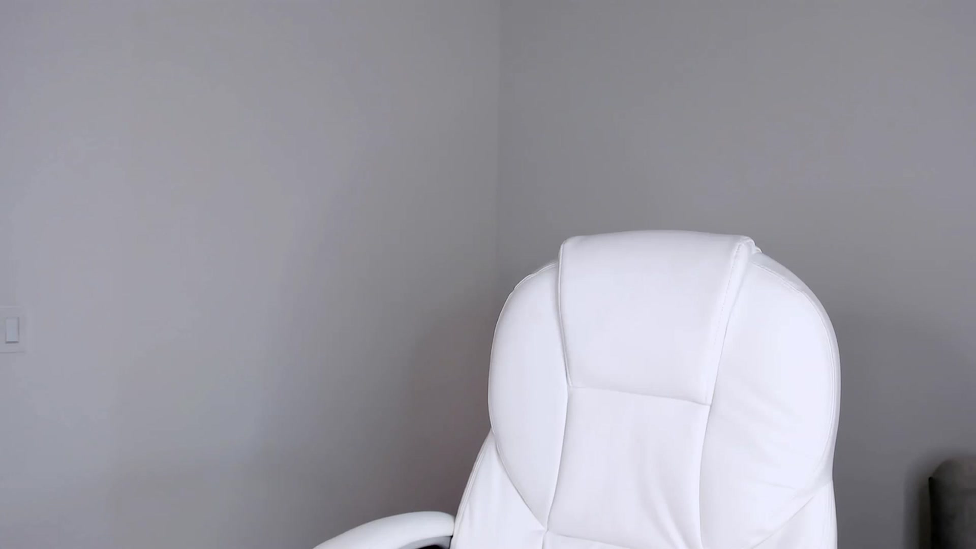 Gallery image thumbnail from Sabrinarey_'s myfreecams stream on, 03/30/2023, 18:06 image 12 of 20