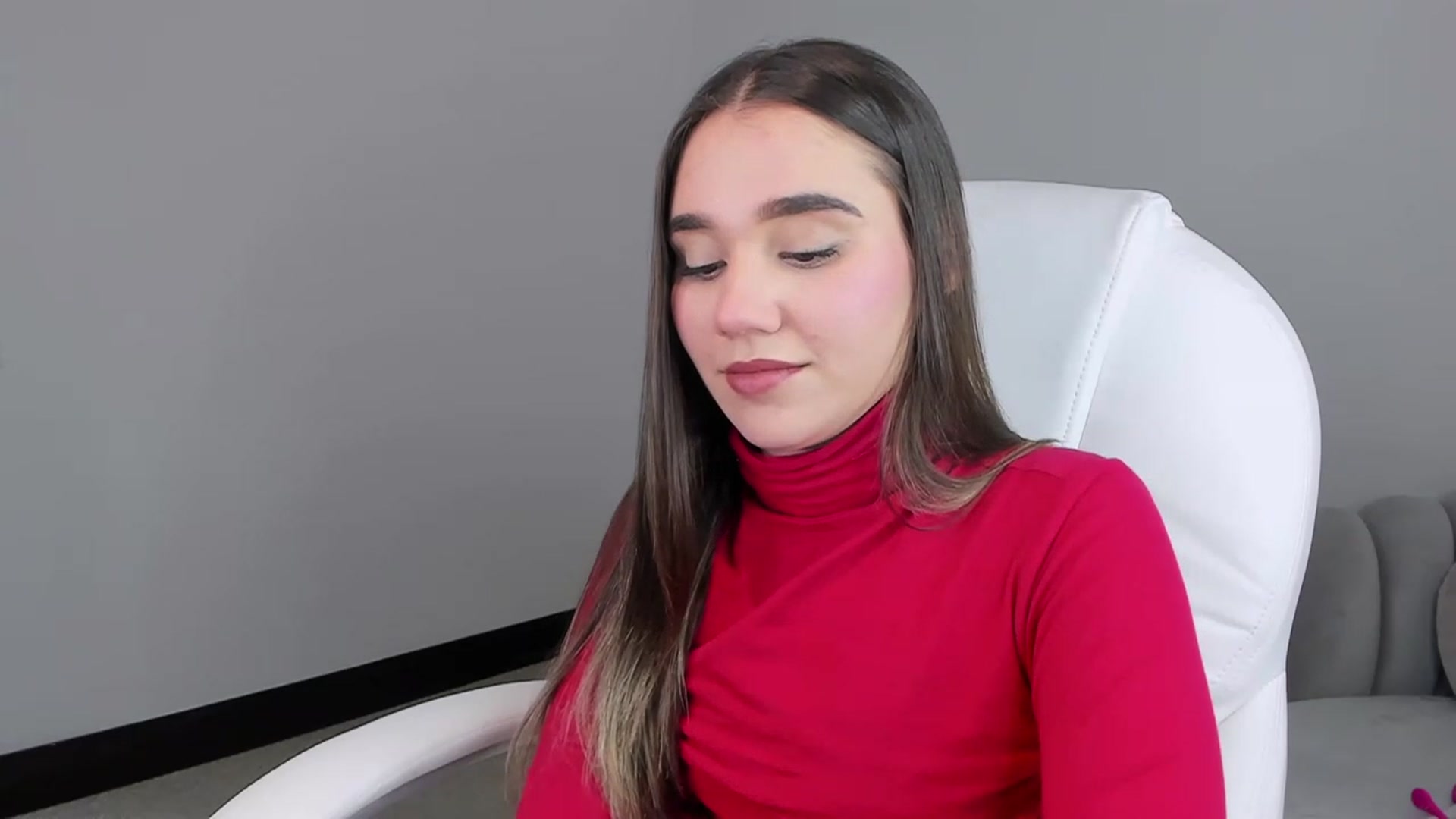 Gallery image thumbnail from Sabrinarey_'s myfreecams stream on, 04/08/2023, 17:09 image 19 of 20