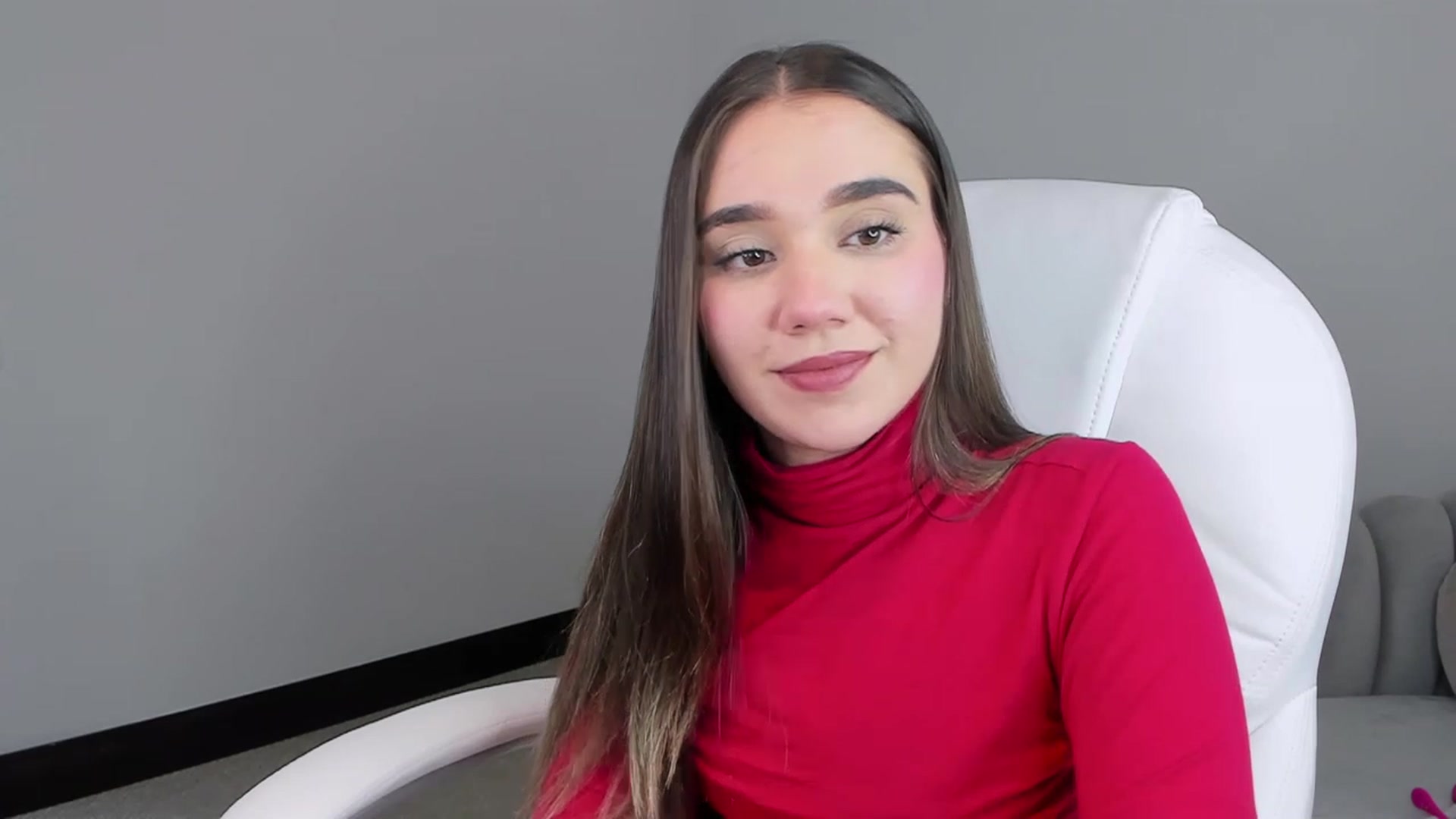 Gallery image thumbnail from Sabrinarey_'s myfreecams stream on, 04/08/2023, 17:09 image 18 of 20
