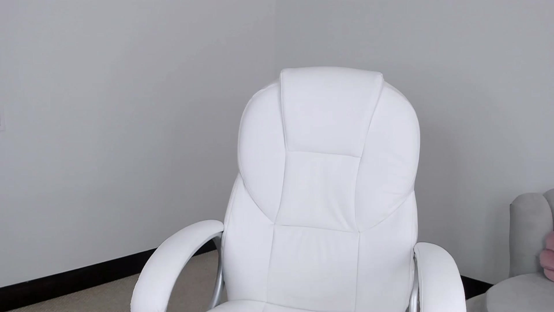 Gallery image thumbnail from Sabrinarey_'s myfreecams stream on, 04/15/2023, 17:30 image 2 of 20