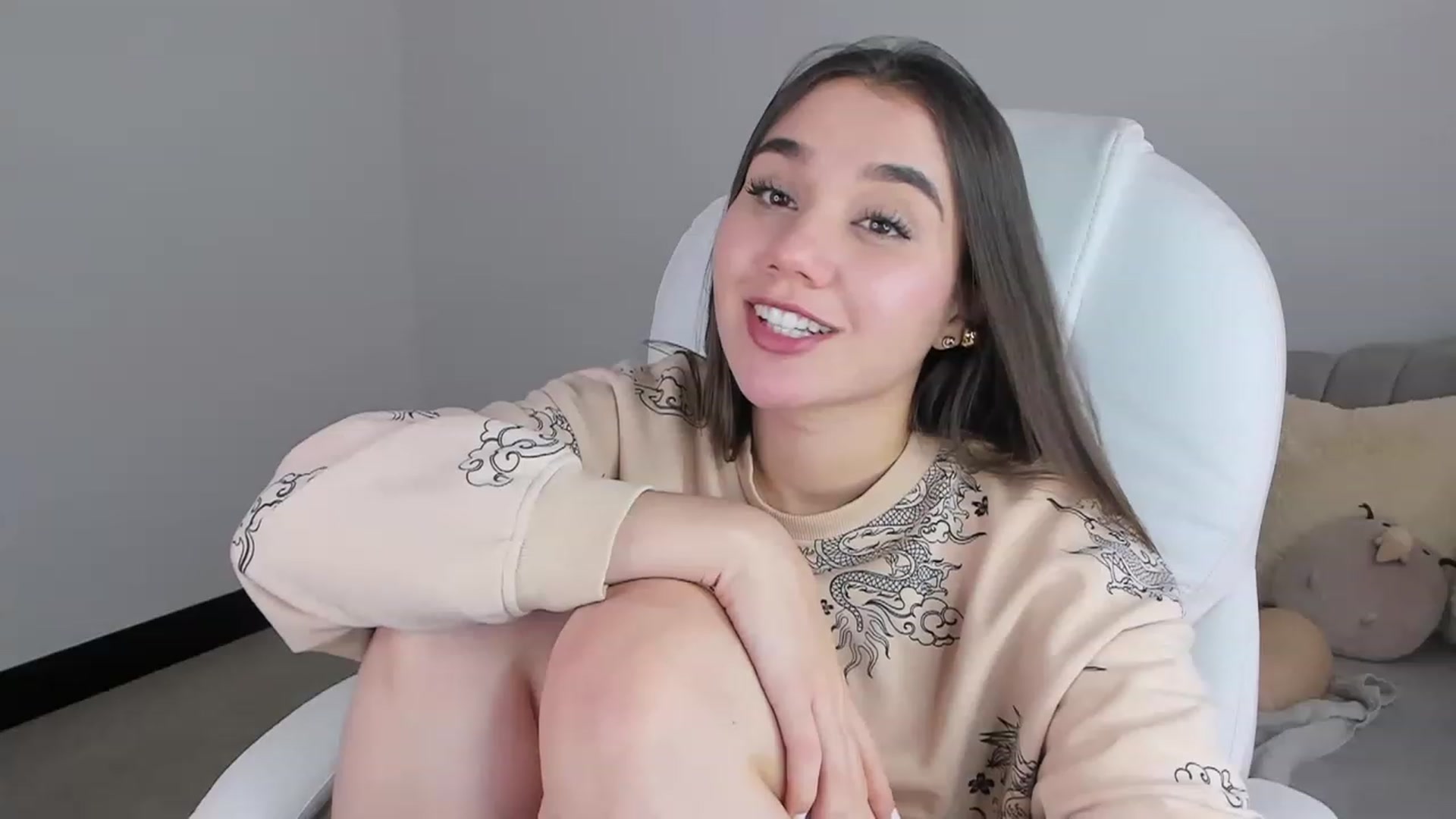Gallery image thumbnail from Sabrinarey_'s myfreecams stream on, 04/22/2023, 17:52 image 19 of 20