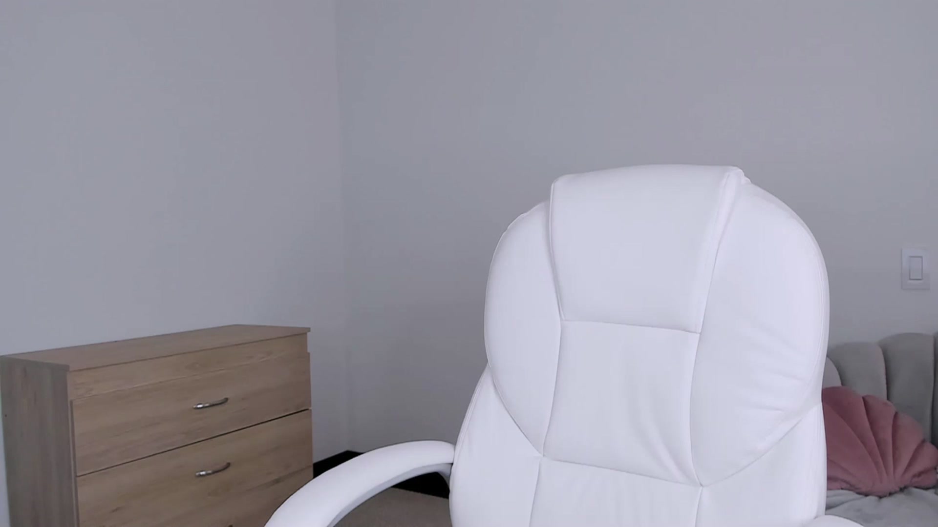 Gallery image thumbnail from Sabrinarey_'s myfreecams stream on, 05/22/2023, 14:43 image 19 of 20