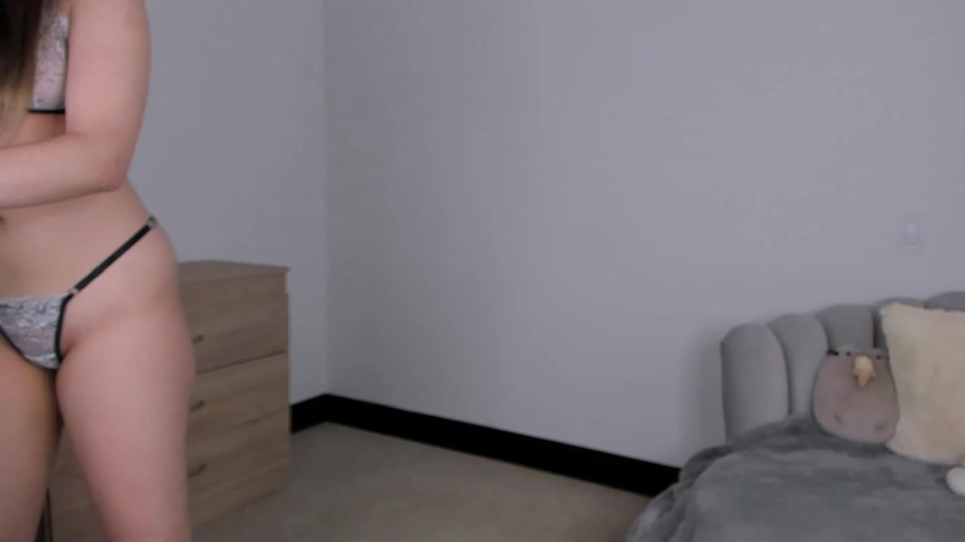 Gallery image thumbnail from Sabrinarey_'s myfreecams stream on, 06/03/2023, 14:09 image 15 of 20