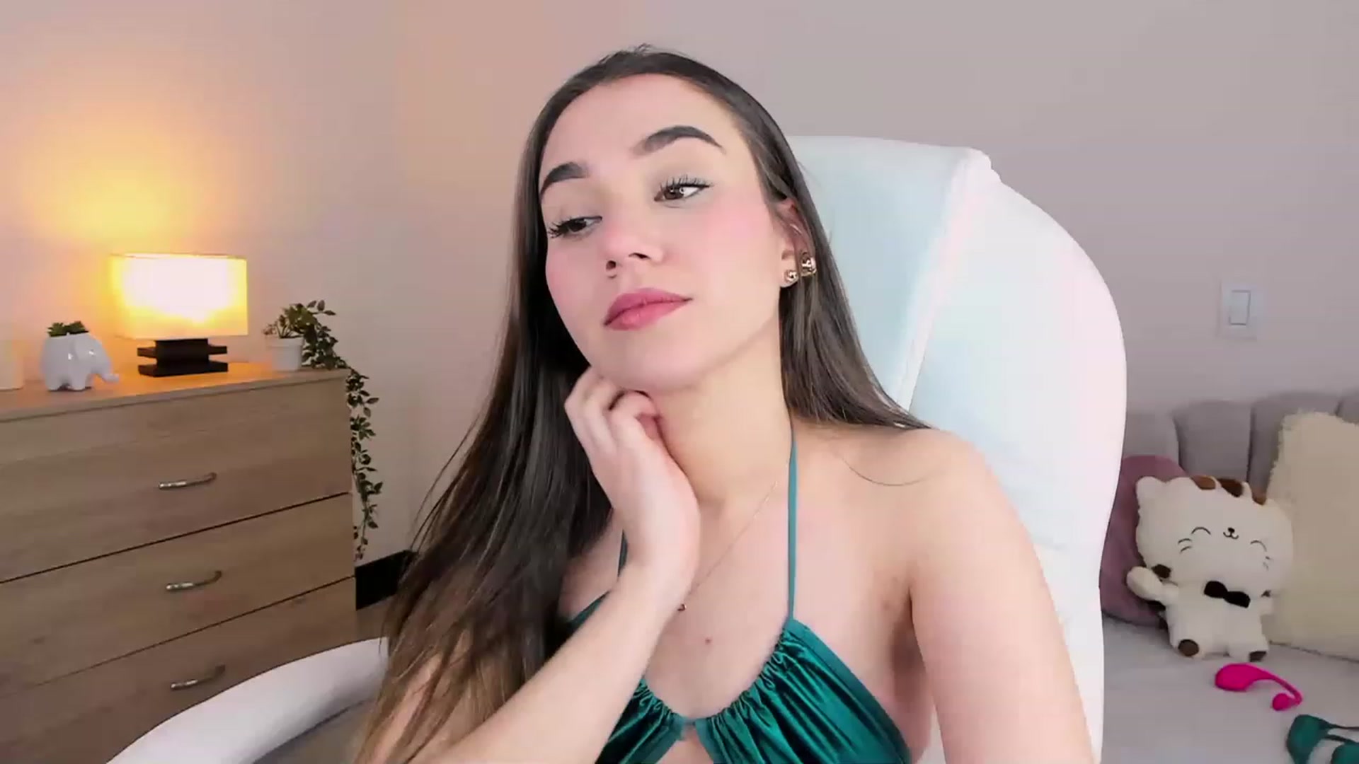 Gallery image thumbnail from Sabrinarey_'s myfreecams stream on, 06/18/2023, 17:22 image 15 of 20