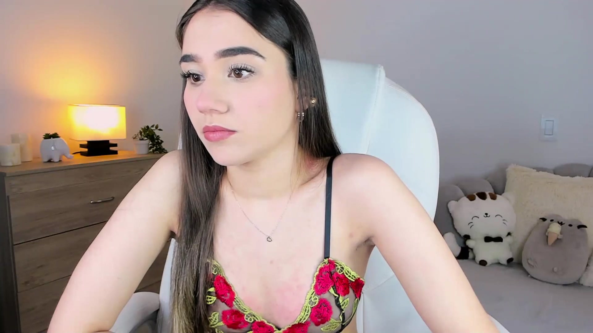 Gallery image thumbnail from Sabrinarey_'s myfreecams stream on, 07/02/2023, 14:14 image 12 of 20