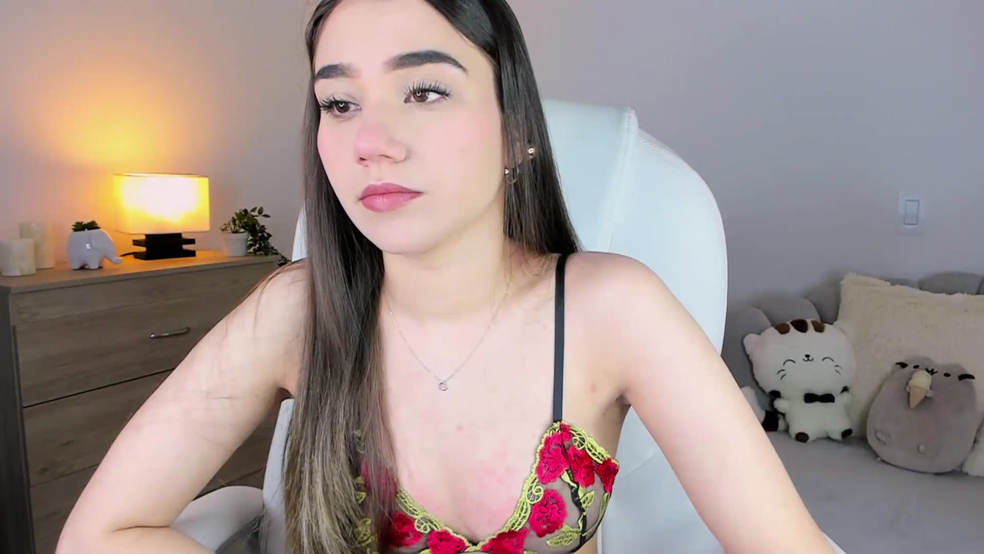 Gallery image thumbnail from Sabrinarey_'s myfreecams stream on, 07/02/2023, 14:14 image 14 of 20