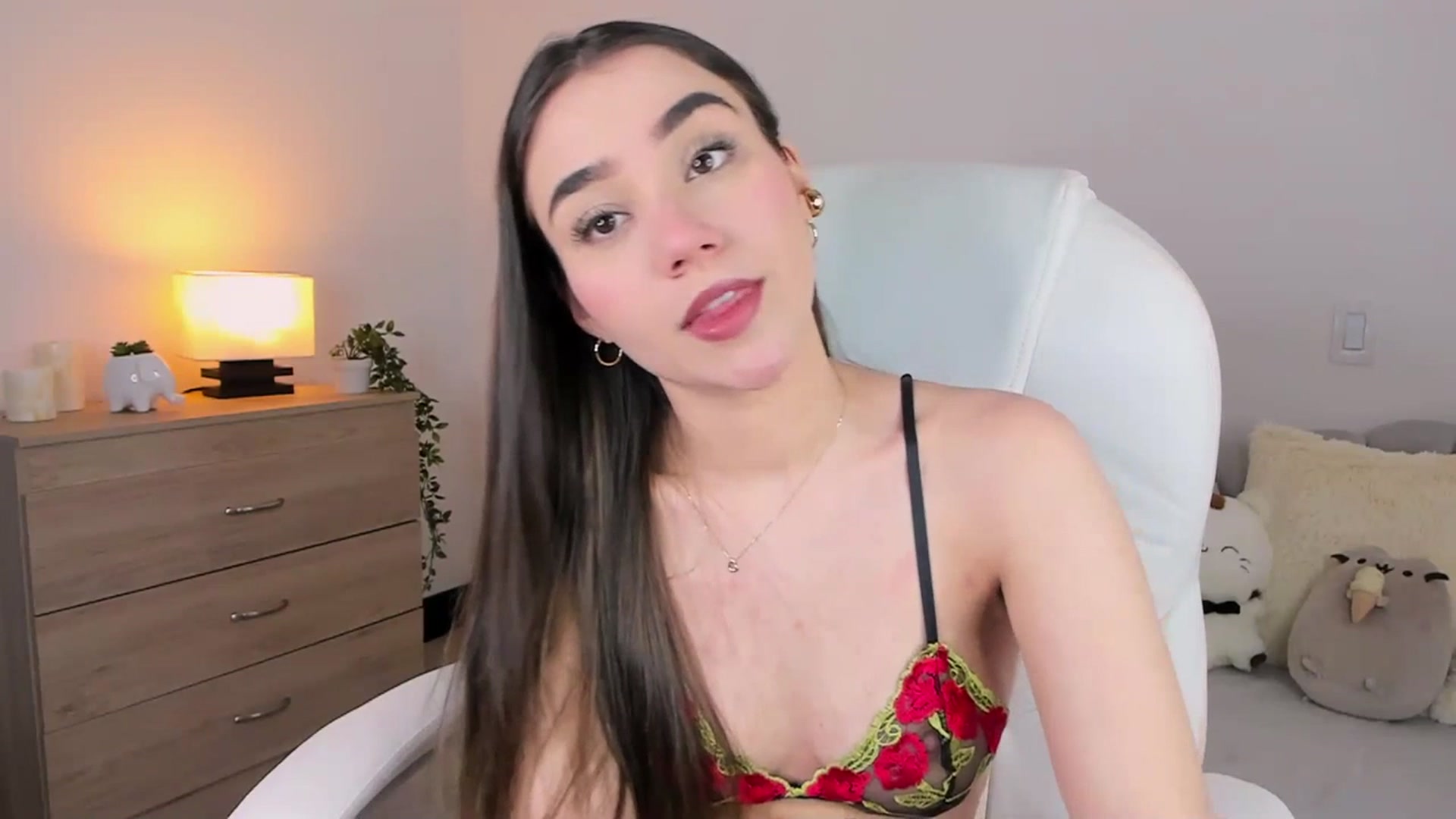 Gallery image thumbnail from Sabrinarey_'s myfreecams stream on, 07/02/2023, 16:56 image 16 of 20