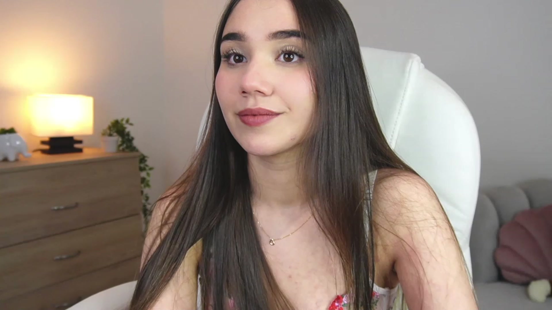 Gallery image thumbnail from Sabrinarey_'s myfreecams stream on, 07/13/2023, 18:48 image 19 of 20