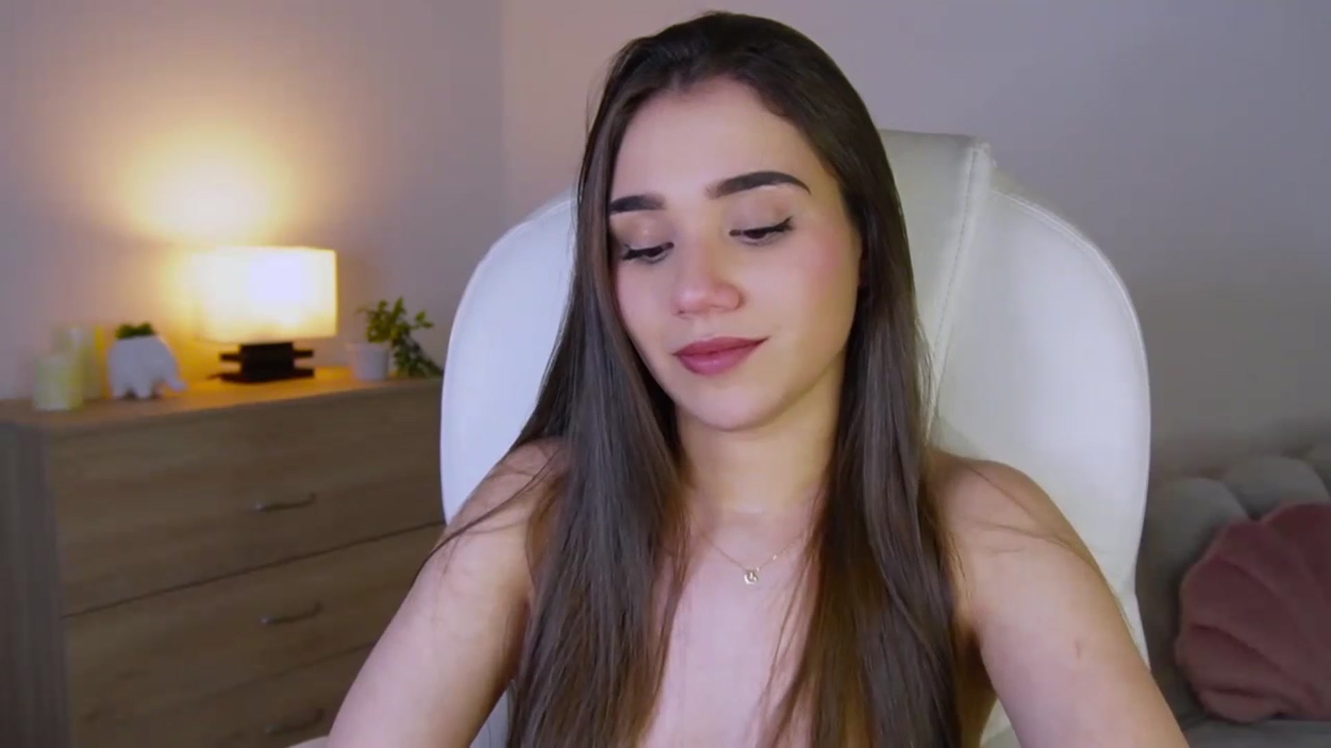 Gallery image thumbnail from Sabrinarey_'s myfreecams stream on, 10/31/2023, 01:00 image 6 of 20