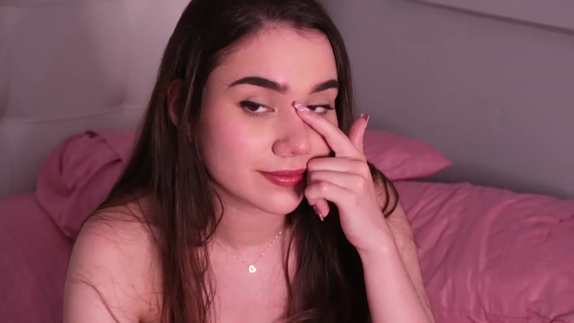 Gallery image thumbnail from Sabrinarey_'s myfreecams stream on, 01/13/2024, 21:44 image 16 of 20