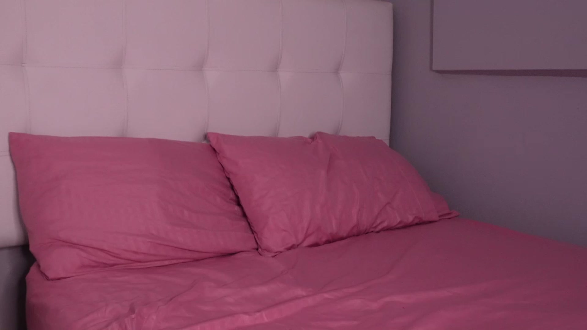 Gallery image thumbnail from Sabrinarey_'s myfreecams stream on, 01/14/2024, 23:44 image 9 of 20