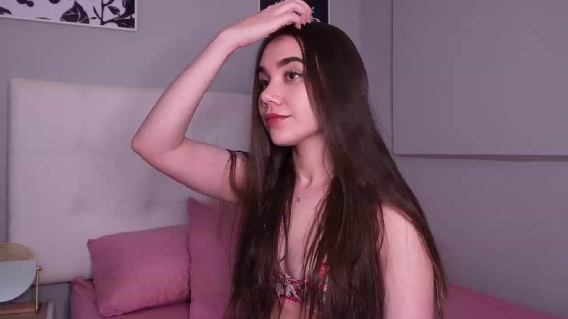 Gallery image thumbnail from Sabrinarey_'s myfreecams stream on, 01/16/2024, 20:14 image 4 of 20